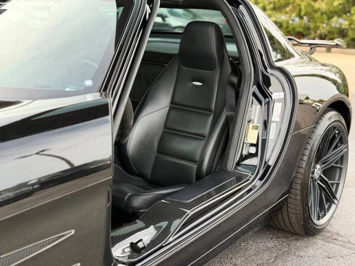 2012-mercedes-benz-sls-252520amg-base (7).jpg
