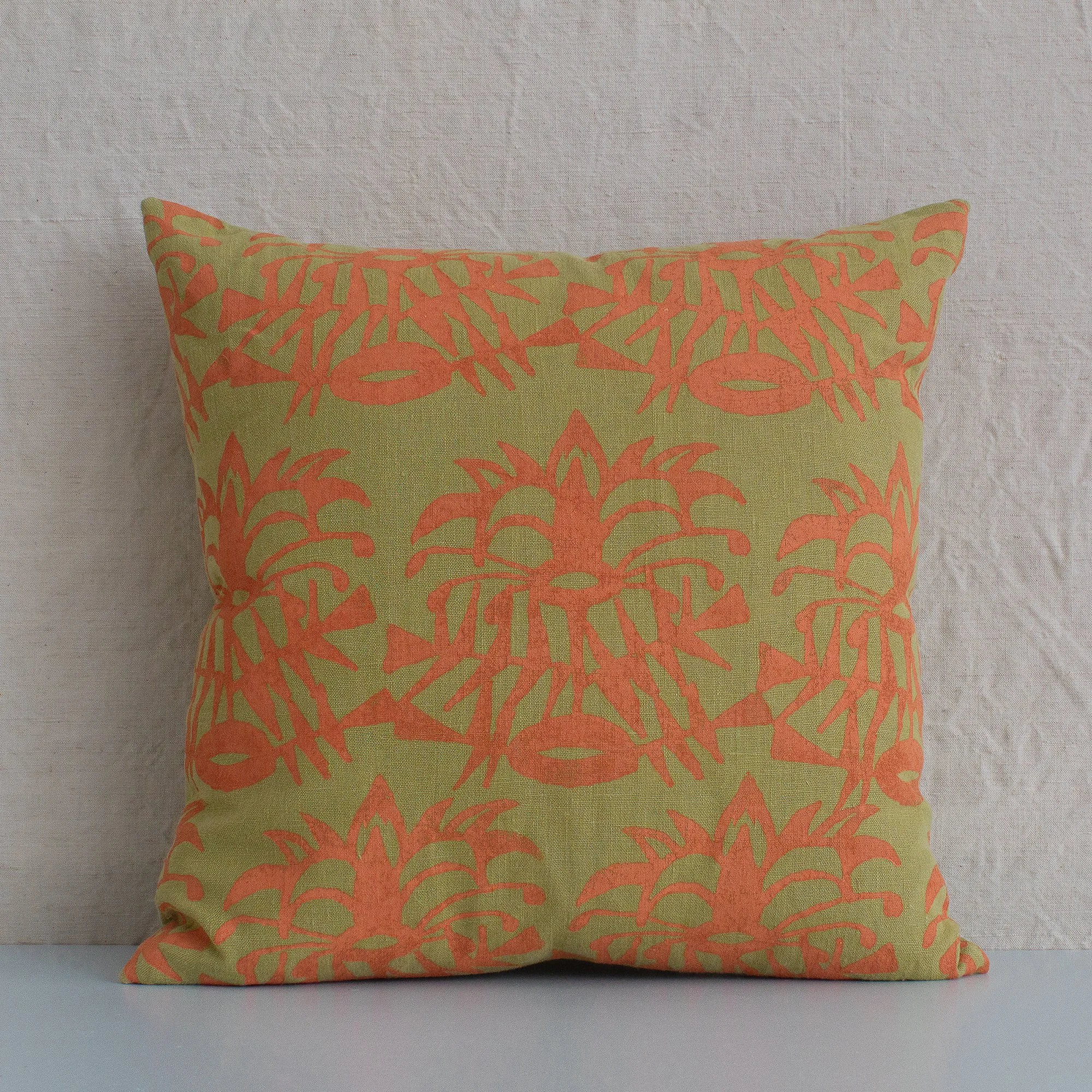 Thistle Flower 18" Pillow