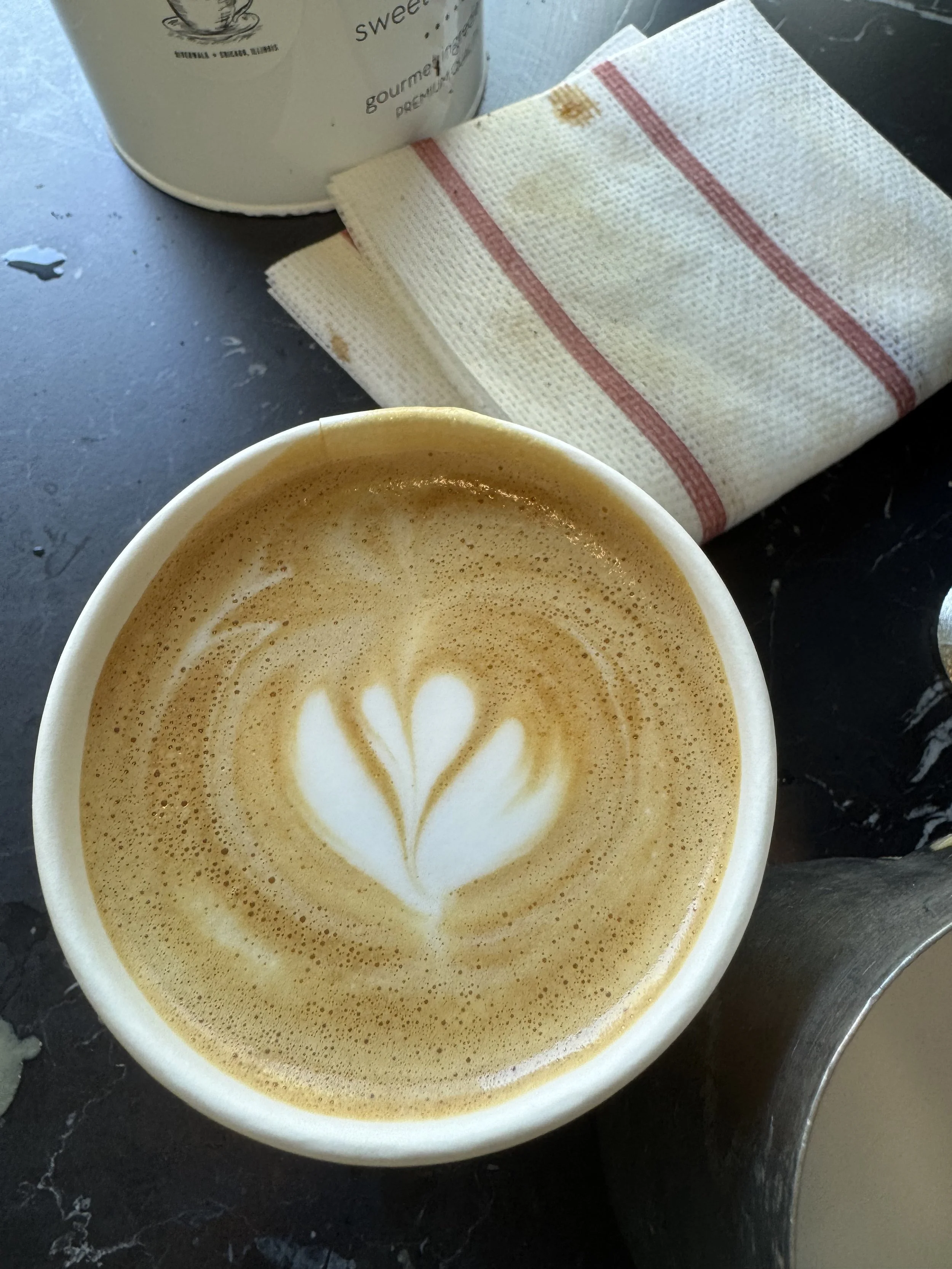 Bleeding Heart (latte to-go)