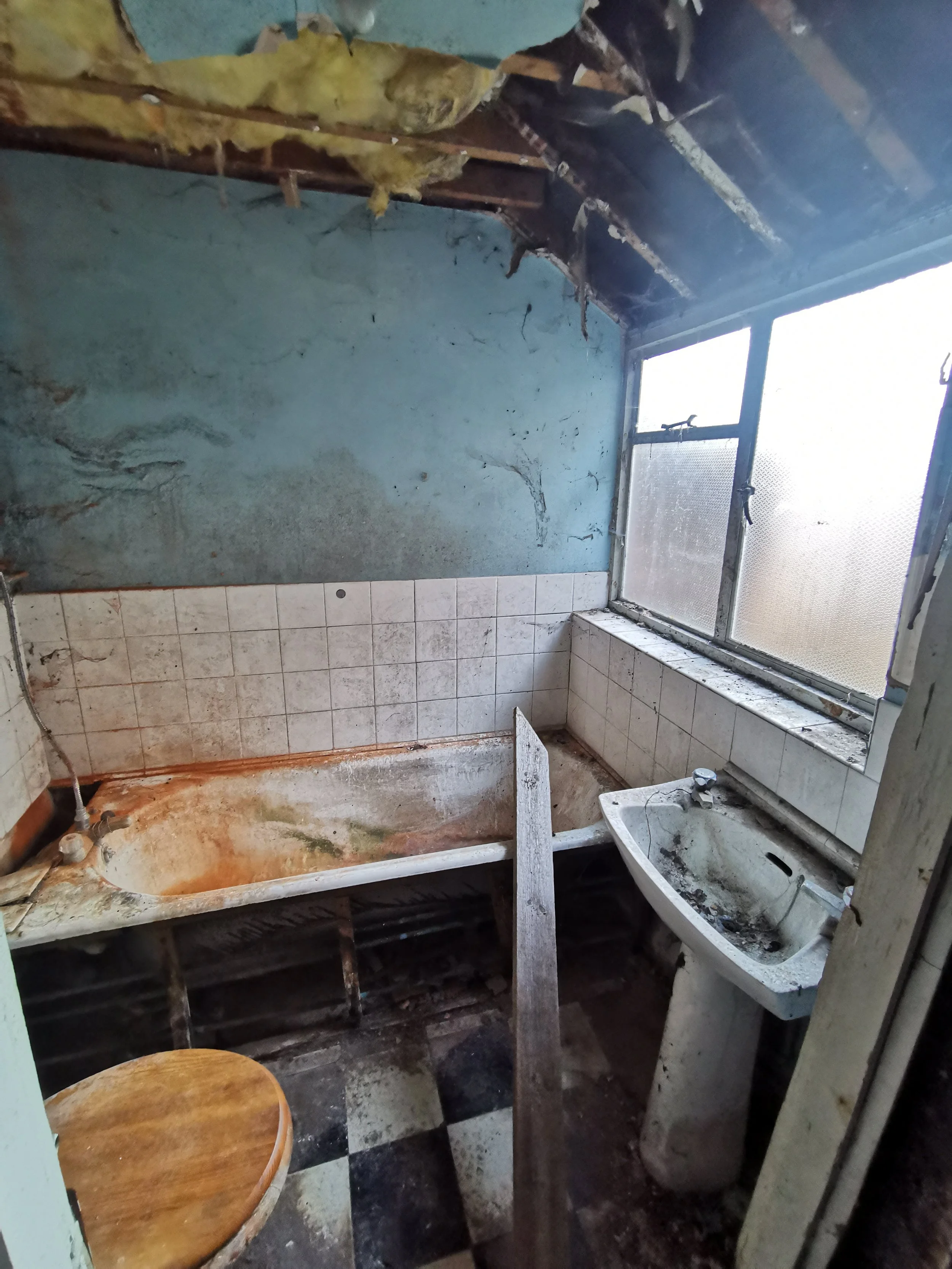 Bathroom (1).jpg