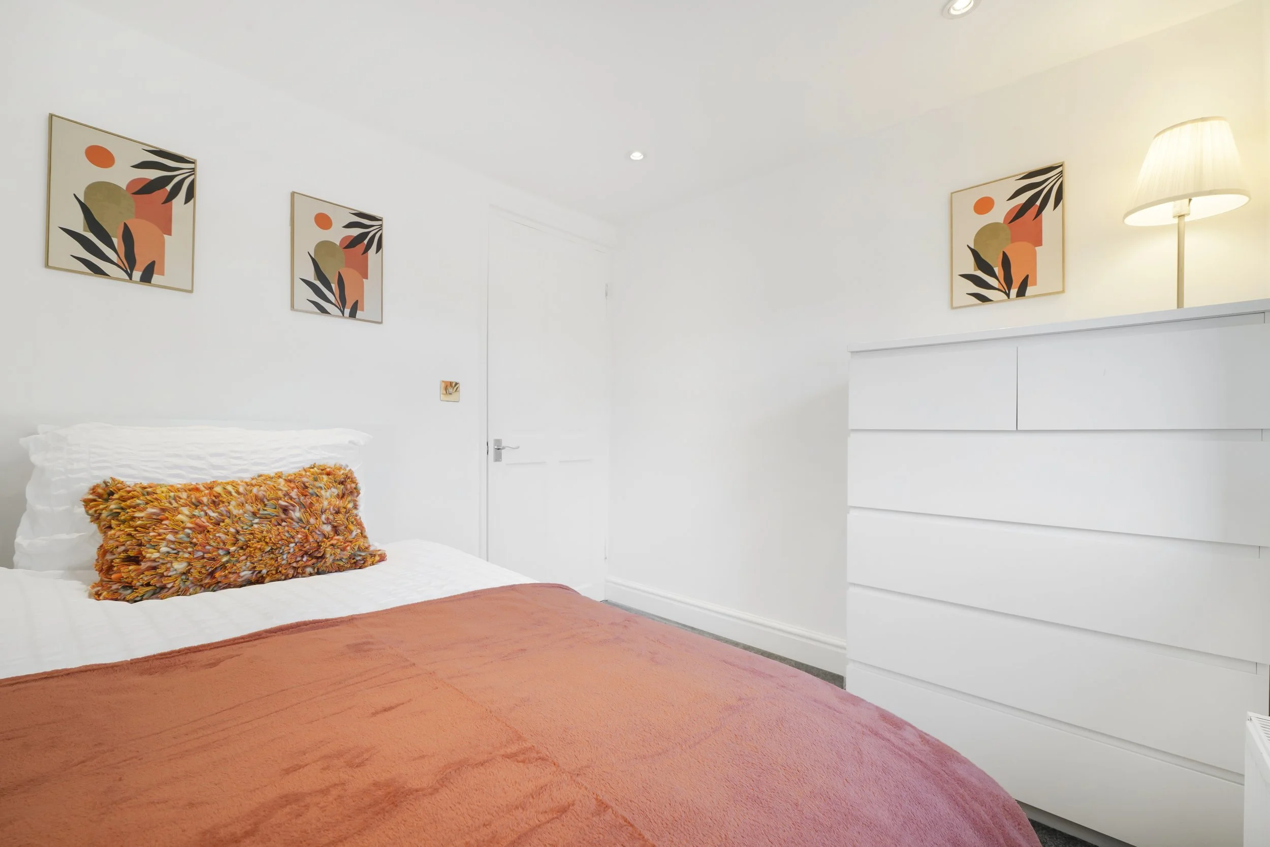24 Collingwood Road - ECkHR4MnJoW66N9kHOcx.jpg