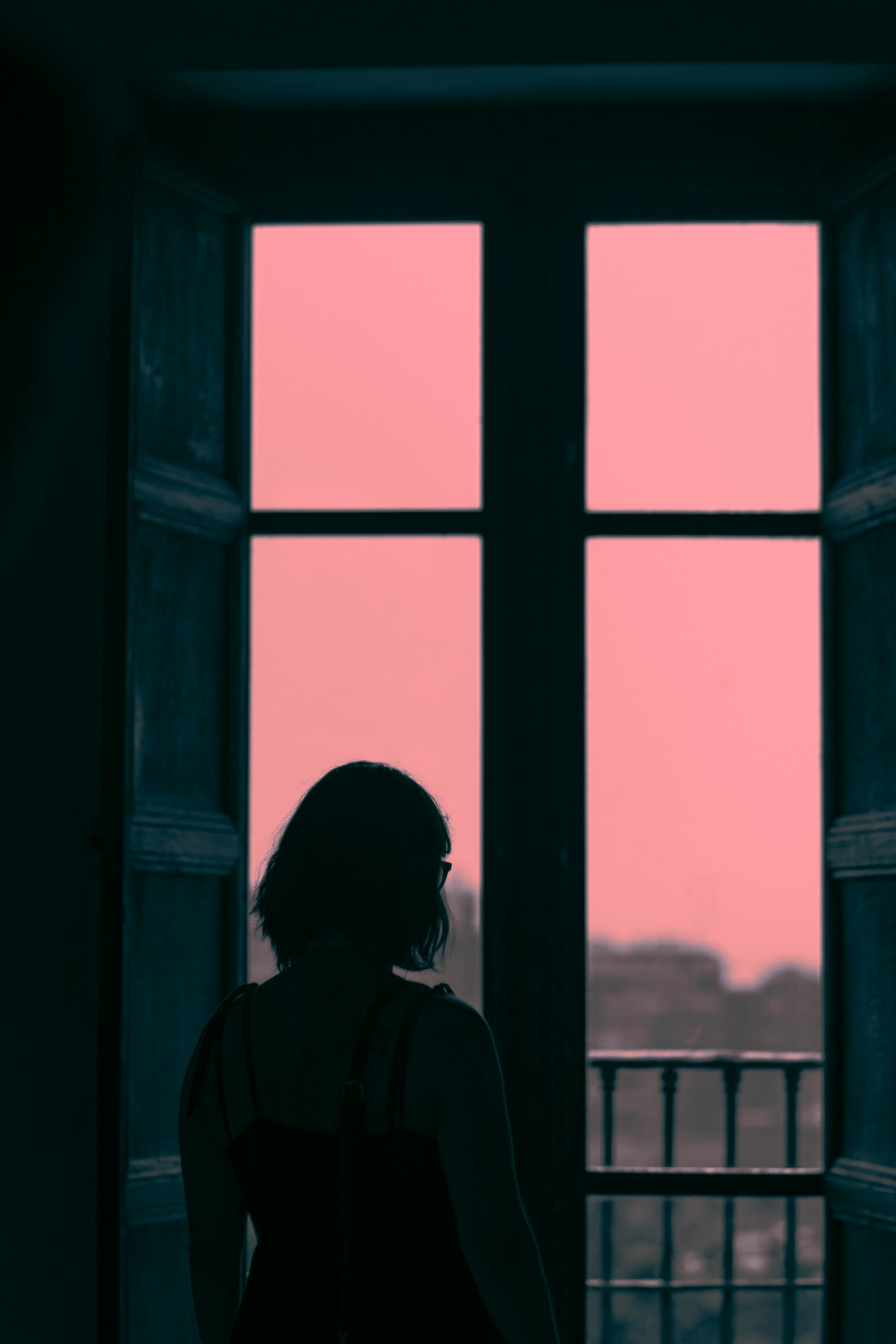 When Anxiety Is in Overdrive: A Guide for Overthinking & Overfunctioning