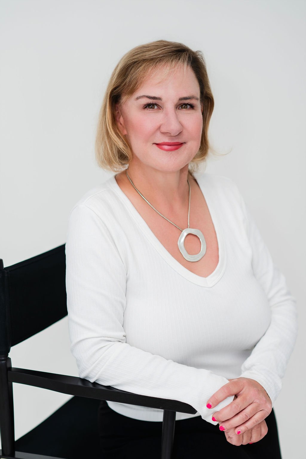 Dr. Maryanne Lindsay