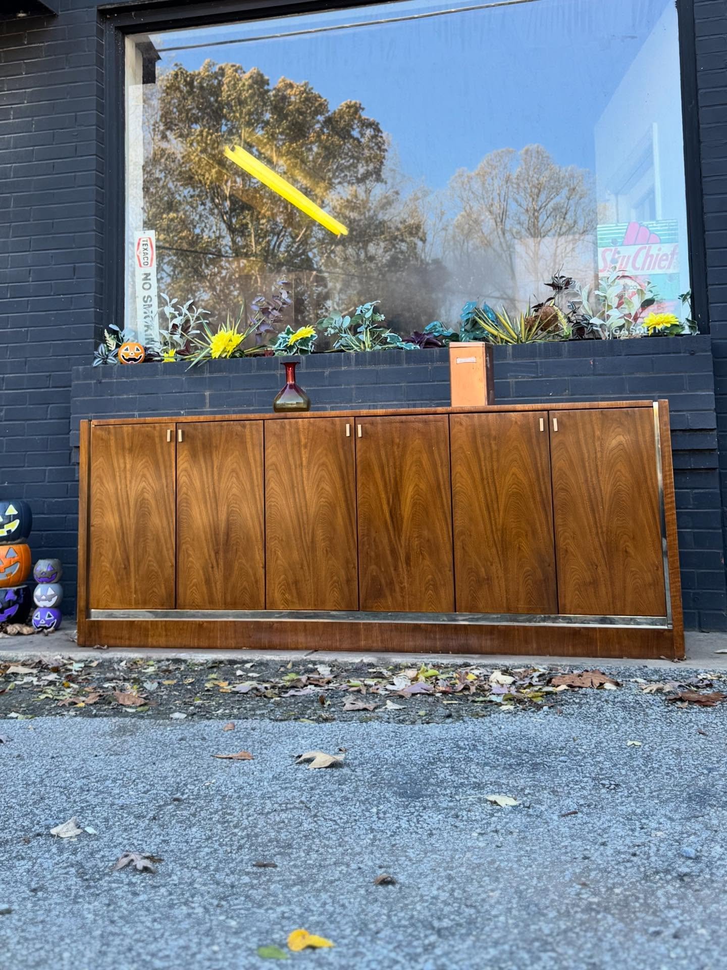 Available ! 
- - 
Vintage Furniture from Modern Collective 
- - 
- Regionally Sourced + Delivered Vintage 
- Tariff Free Locally Owned Business 
- Bespoke Handmade Furniture 
- Delivery: DMV, RVA, NC, PA, NJ, NYC+
- Message Us To Purchase
- - 
$1495: