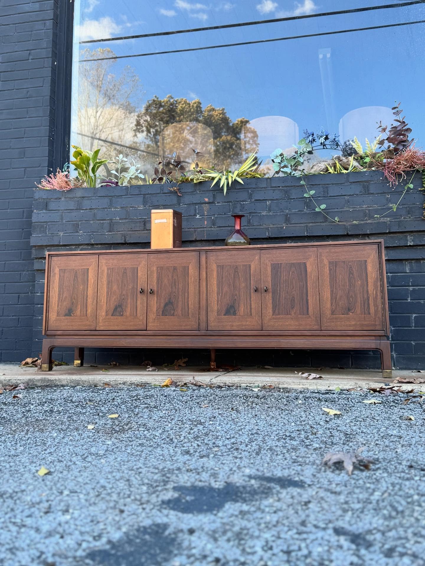 Available ! 
- - 
Vintage Furniture from Modern Collective 
- - 
- Regionally Sourced + Delivered Vintage 
- Tariff Free Locally Owned Business 
- Bespoke Handmade Furniture 
- Delivery: DMV, RVA, NC, PA, NJ, NYC+
- Message Us To Purchase
- - 
$950: 