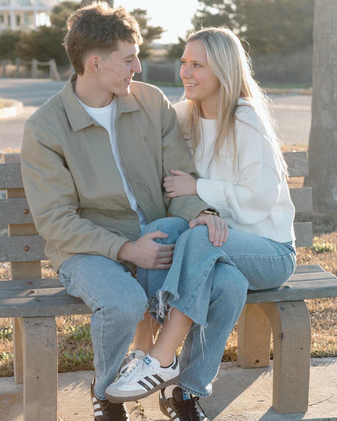 I’m so thankful to know these two and be able to capture their love for each other. Also this weather couldn’t have been more perfect!!
If you’re interested in a session like this with your S/O make sure to send me a message throu