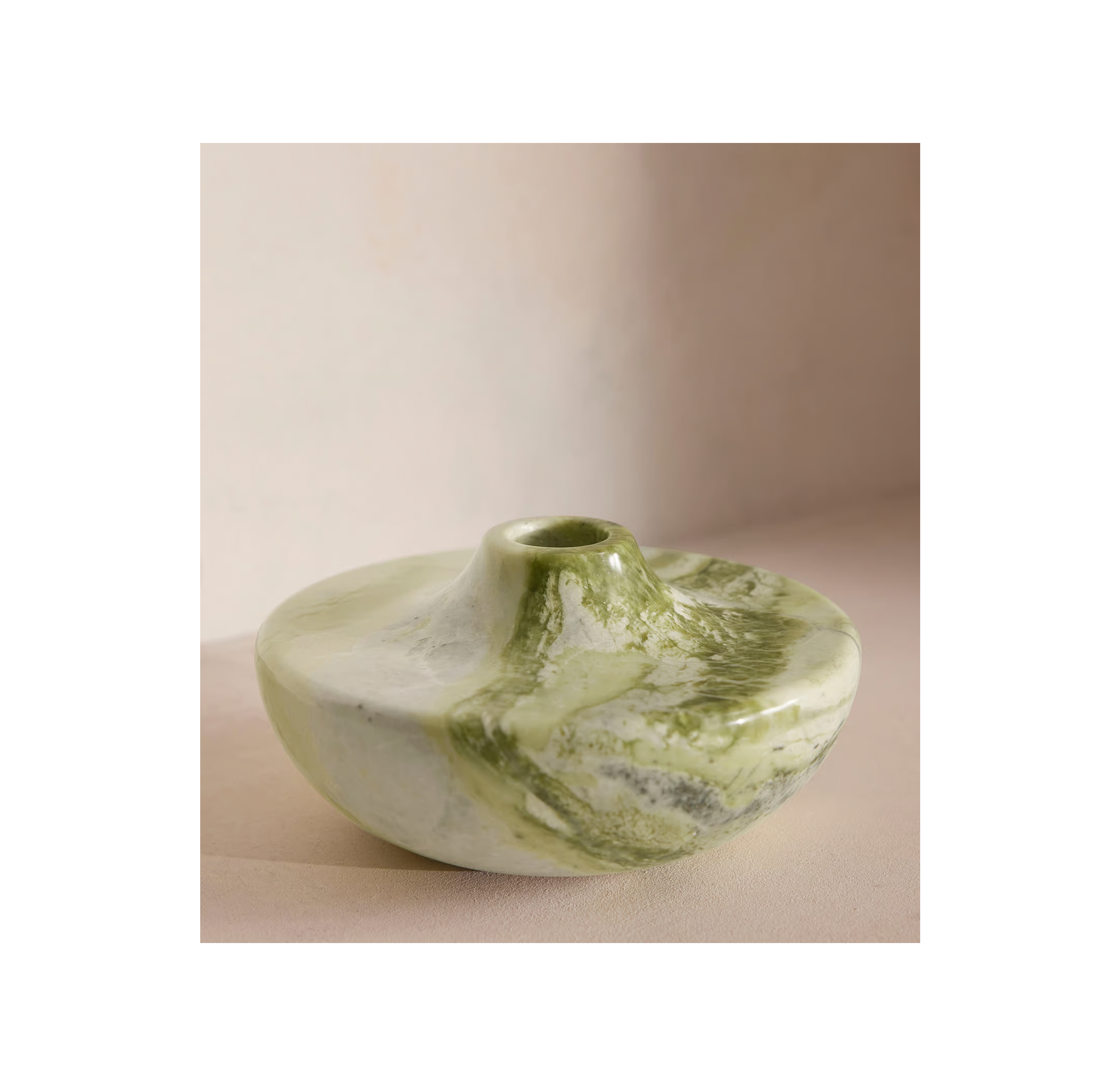 greensh vase_2.png