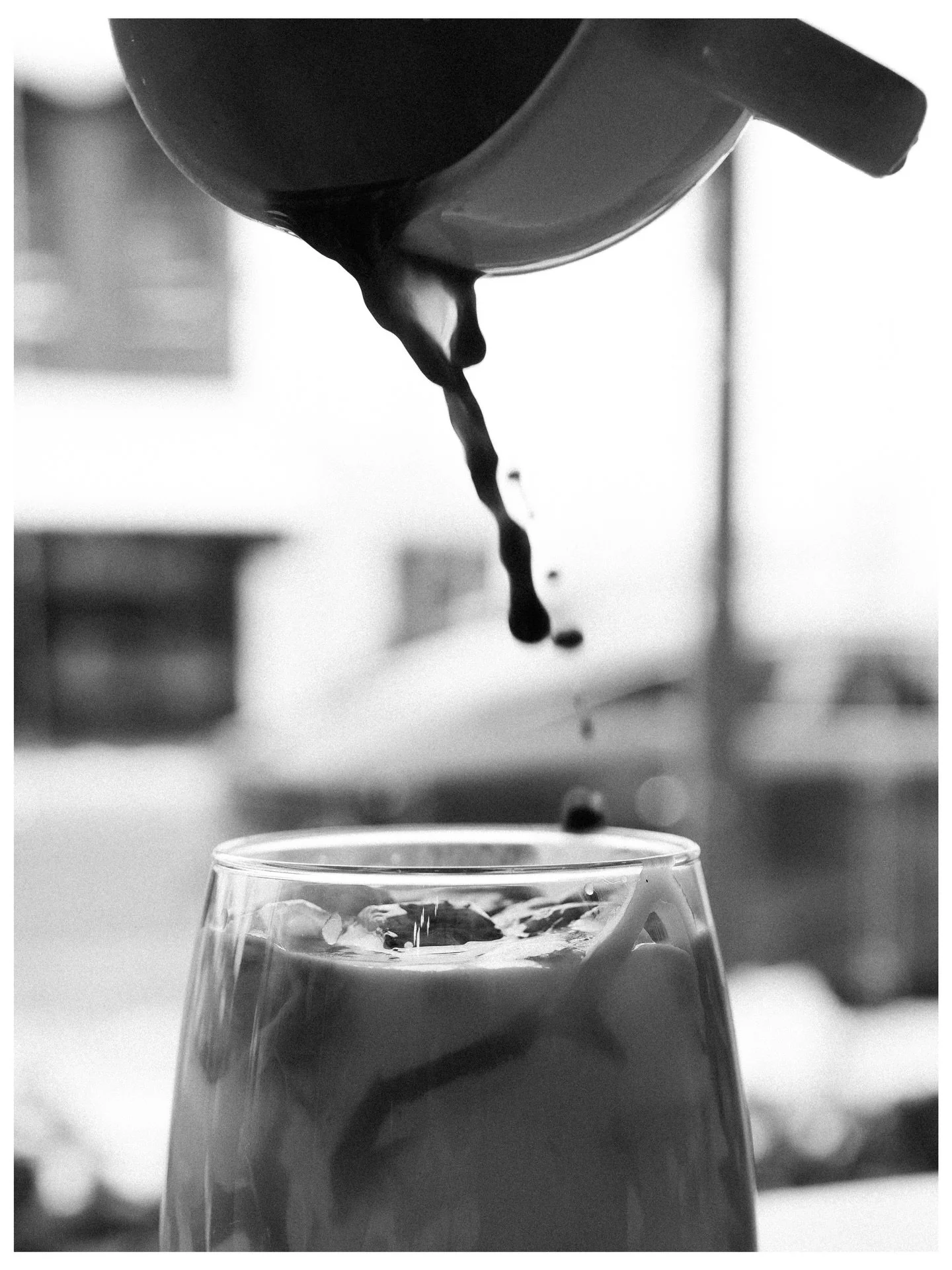 another coffee post, this time for my alma mater @leadermn 

coffee by @elladeflorin 

#minnesotaphotographer #foodphotography #creativeentreprenuer