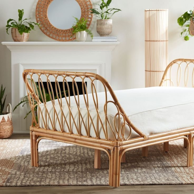 Rattan day bed