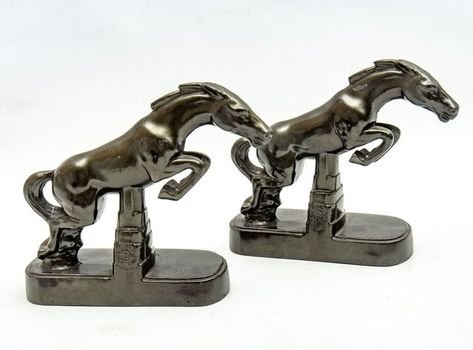 bookends horses.jpg