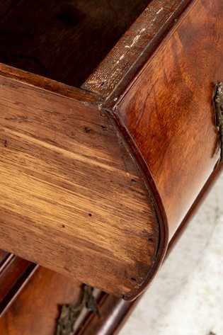baroque chest 7.jpg