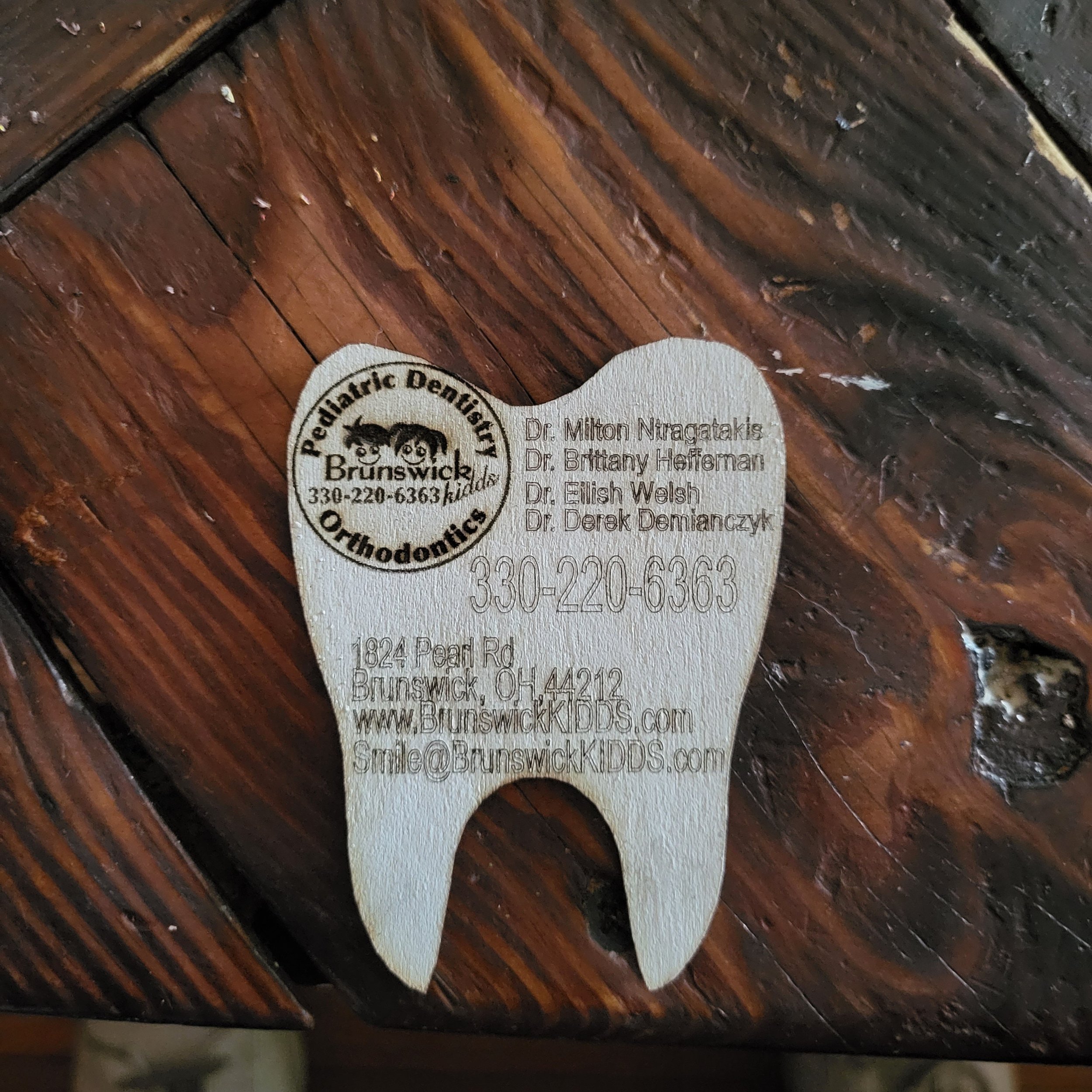 https://i.etsystatic.com/47253475/r/il/a976d0/5673009076/il_fullxfull.5673009076_bq7z.jpg
