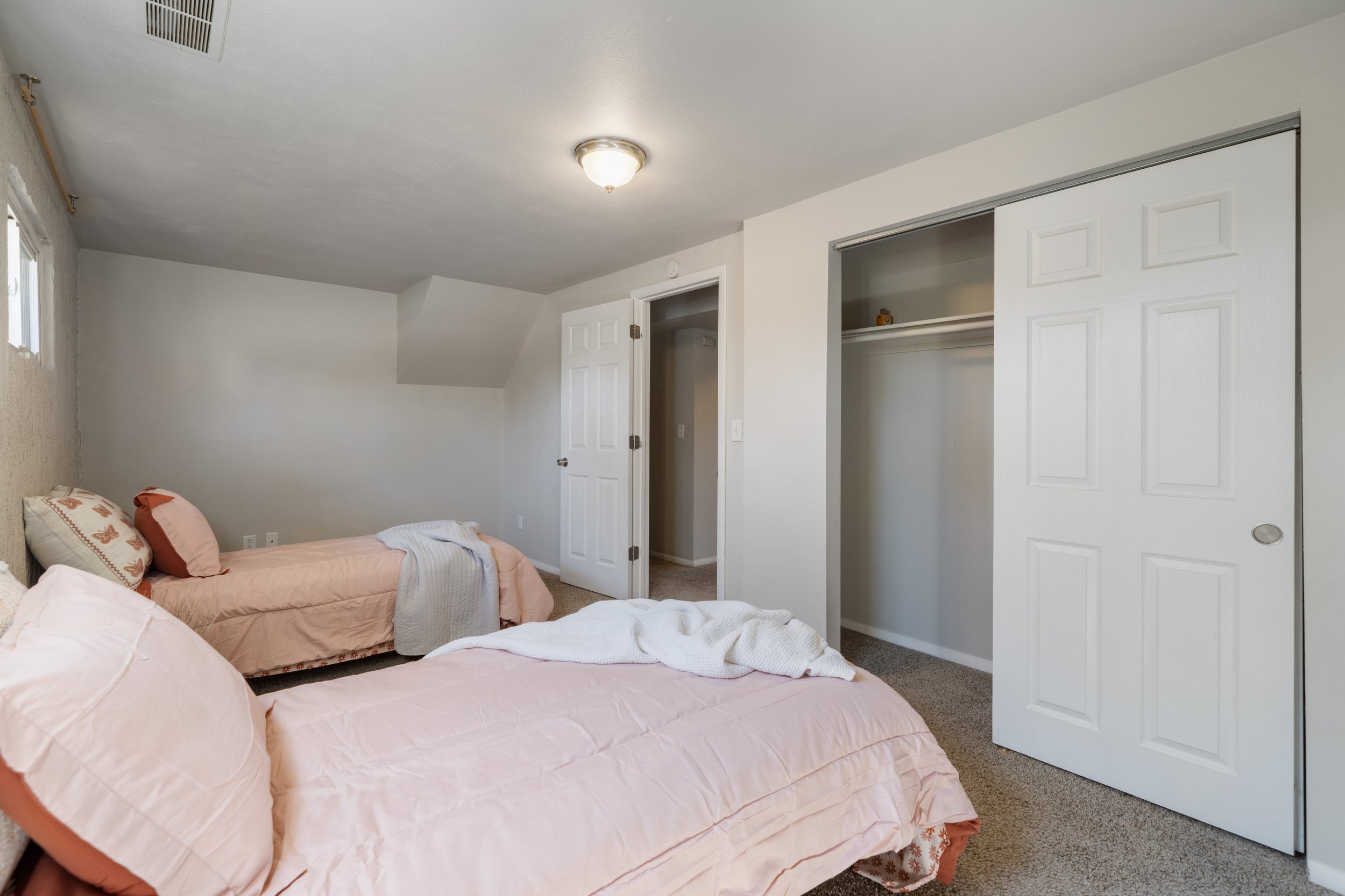 RightView Basement Room.jpg