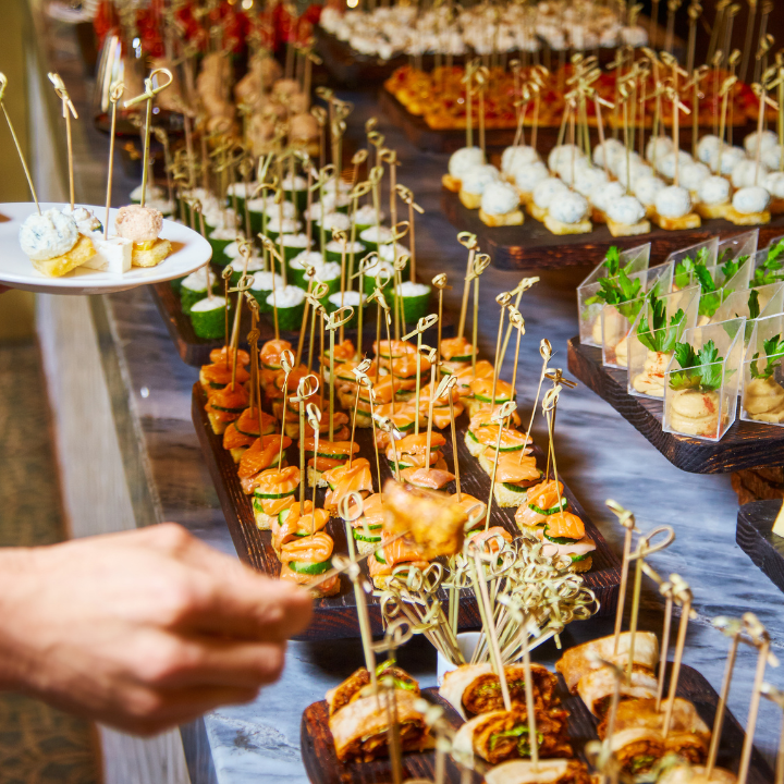 Buffets & Cocktails PEPeat