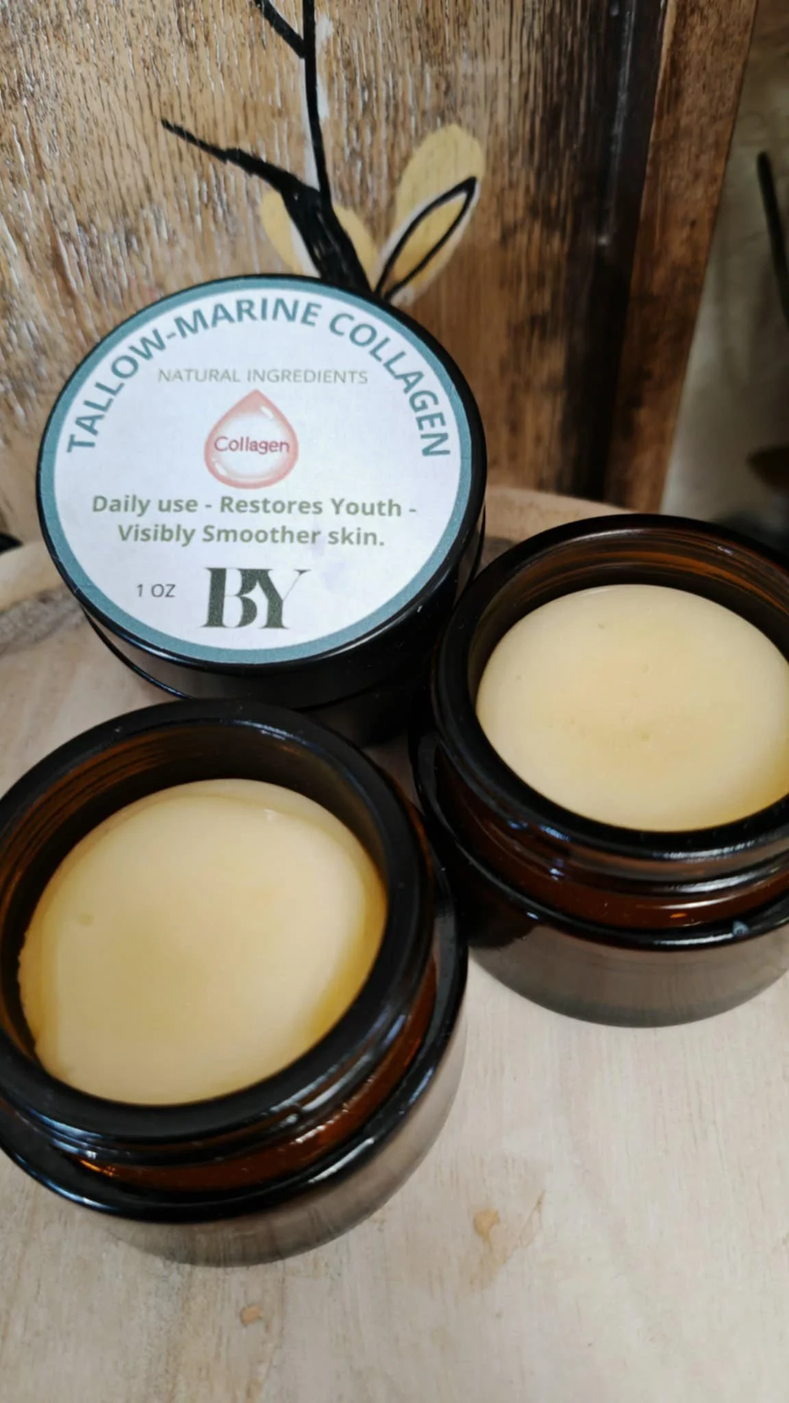 ✨ The moment marine collagen meets the Beef tallow balm…
There’s something powerful in knowing exactly when to add a key ingredient.
Today I’m showing you when I pour marine collagen into my Botanical Tallow Balm.
It’s not r