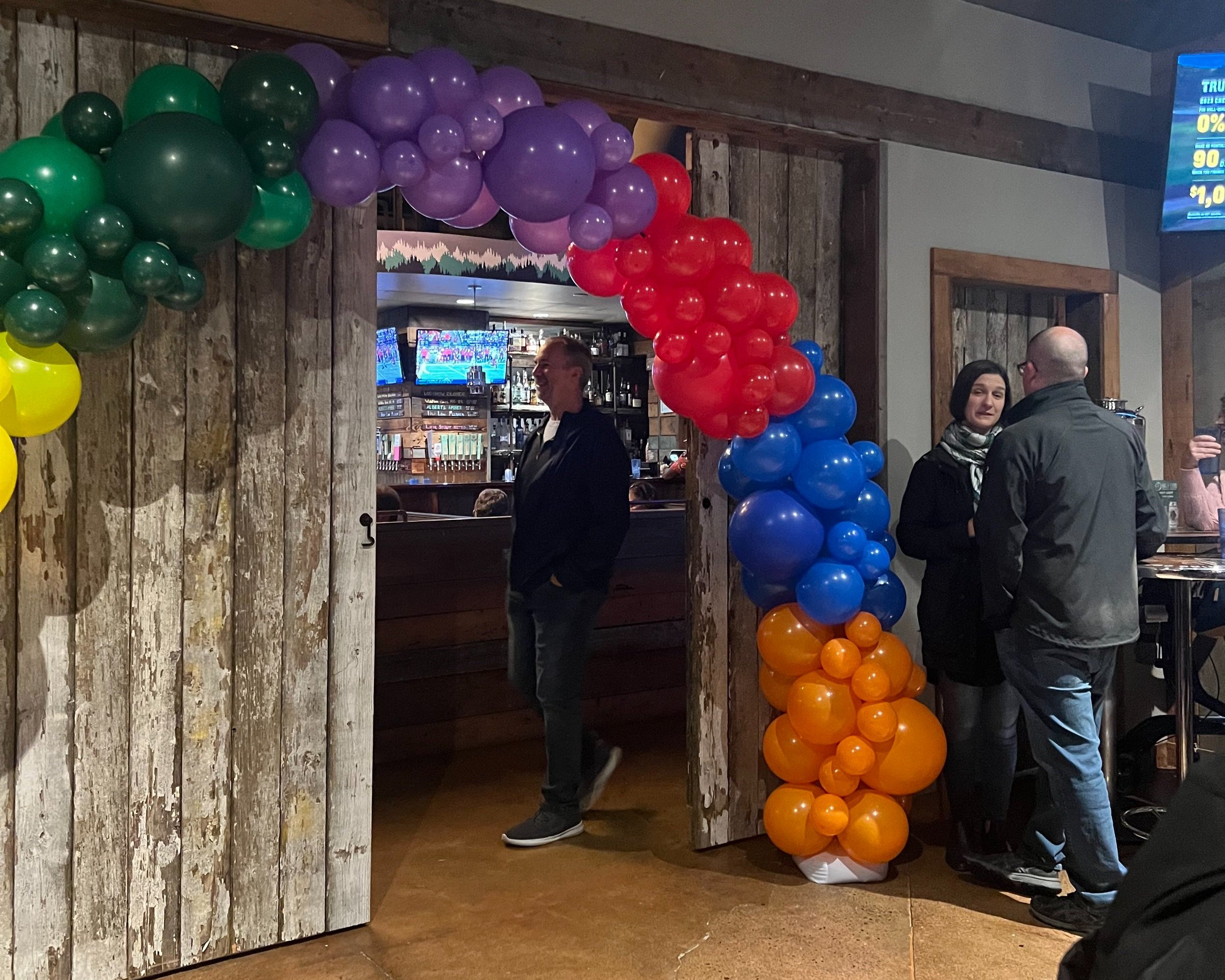 Surprise retirement party 2023, balloon arch