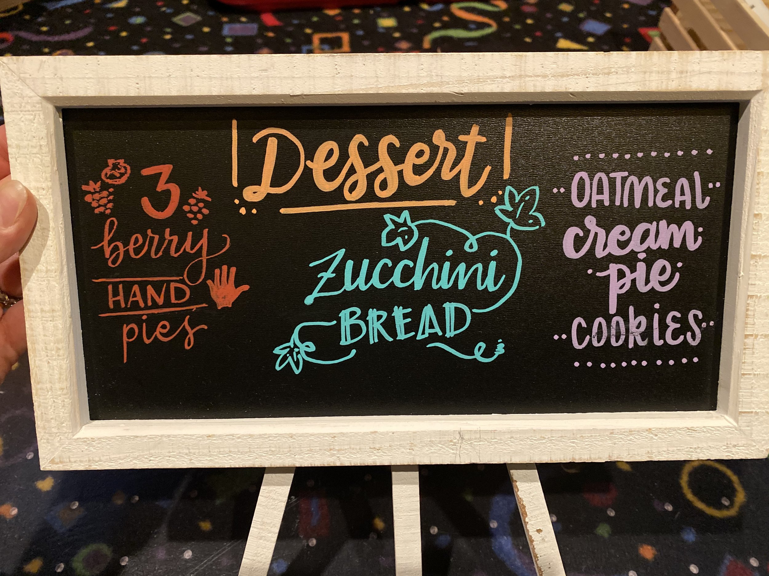 Bridal shower dessert sign close up