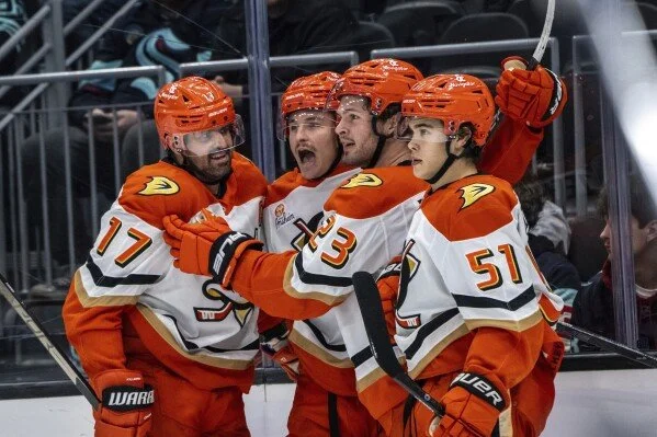Stanley Cup Odds Say No, But the Ducks Aren’t Sitting Still