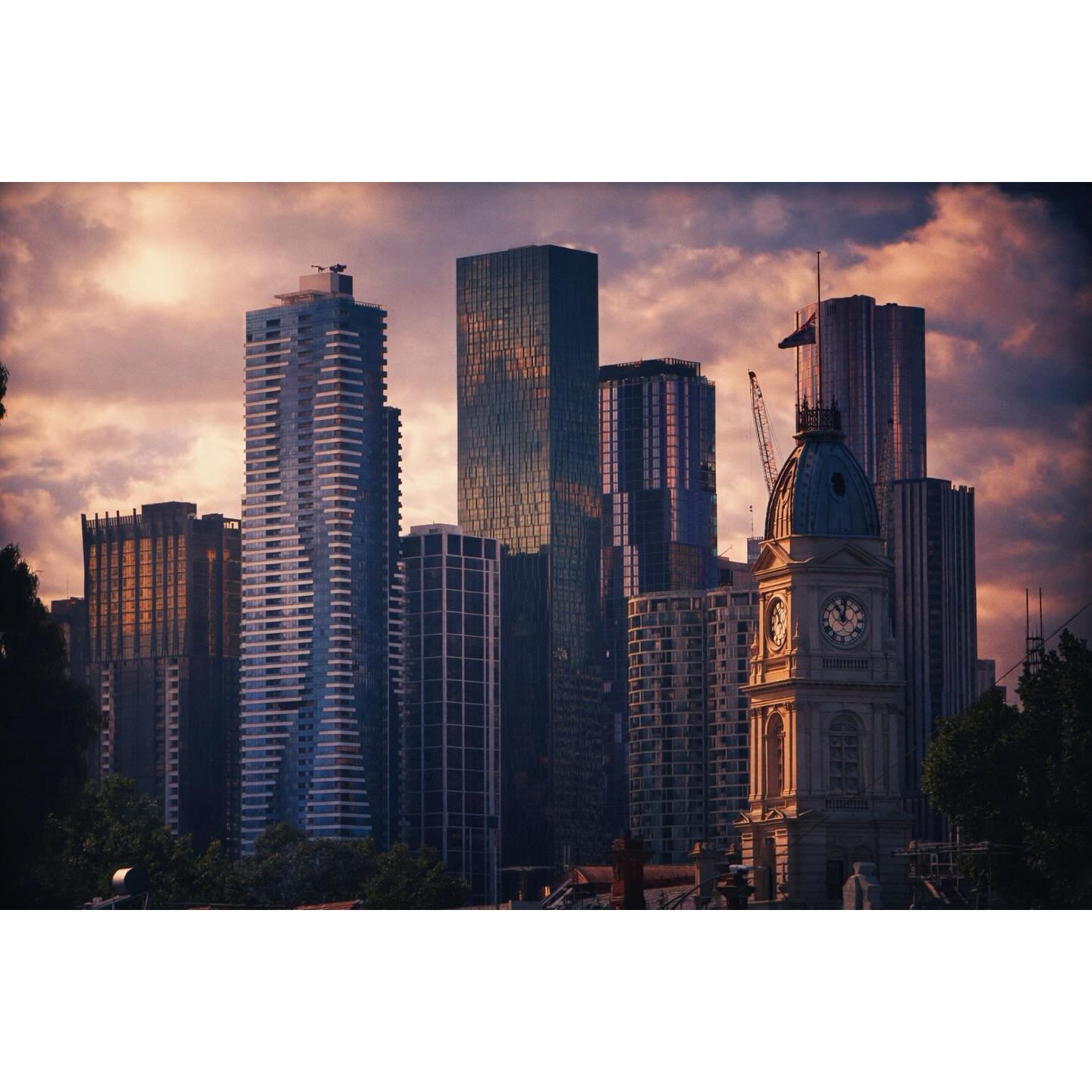 North Melbourne&rsquo;s higher density and close proximity to the CBD often results in residential developments extending across three or more levels, frequently incorporating rooftop terraces that capitalise on sweeping urban outlooks and some of Me
