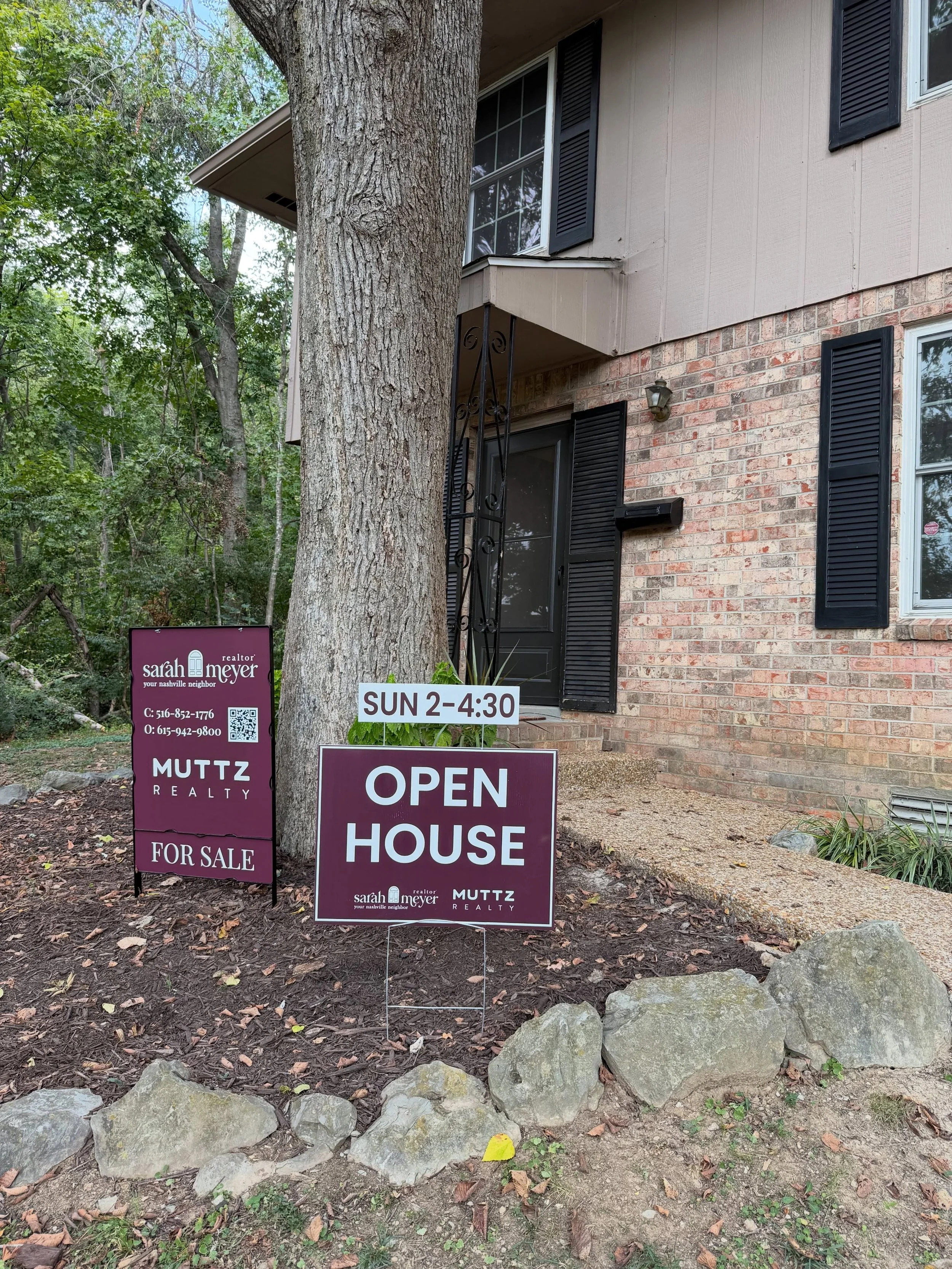 🍂 SIP INTO FALL OPEN HOUSE &mdash; HERE UNTIL 4:30! 🍂

It may still feel like summer outside, but there are leaves on the ground and we&rsquo;re pretending fall is on its way. 😂 Come cool off, grab a drink or an ice pop, and take a look around!

?