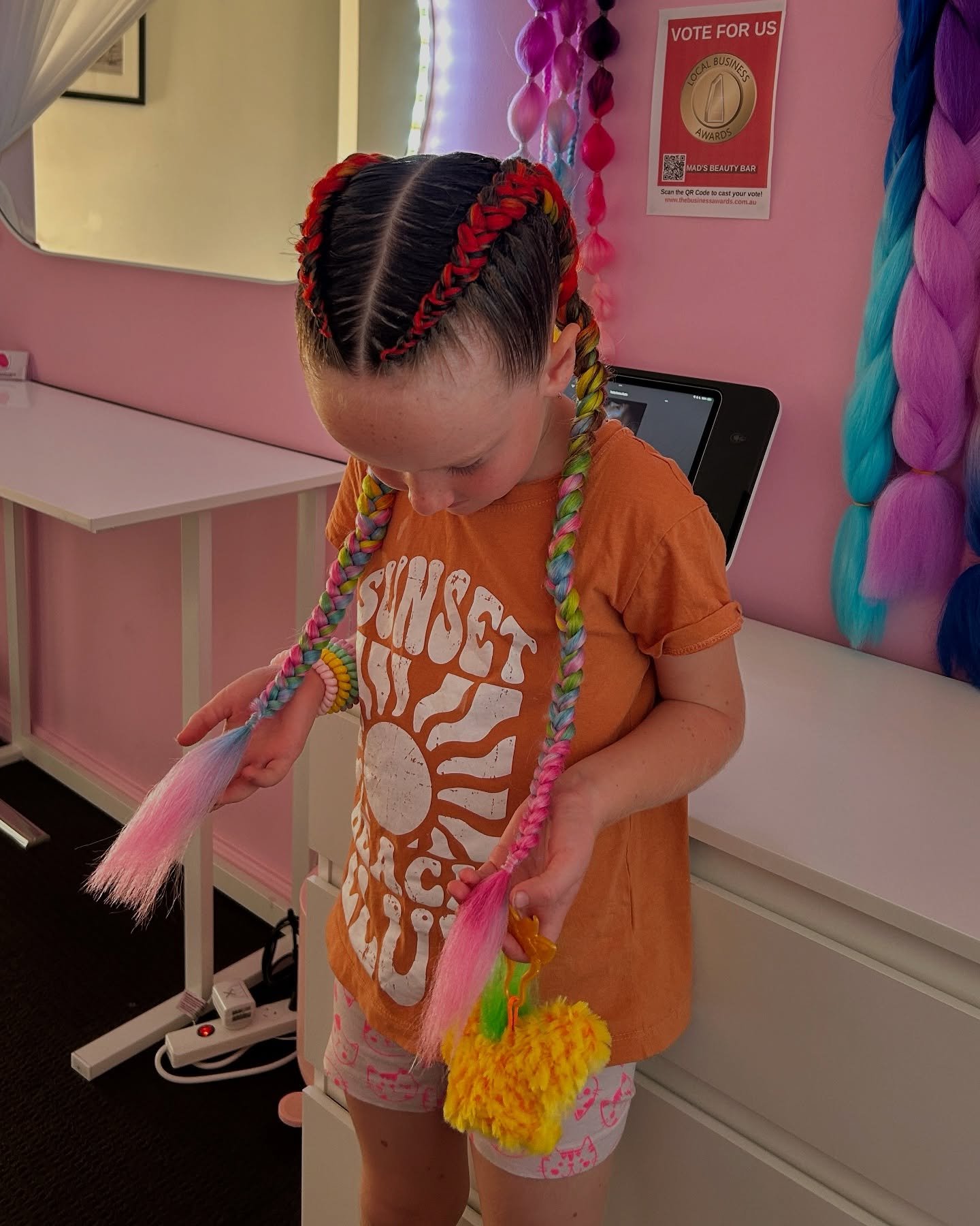 Another rainbow moment 🌈🥹
🦋 Double Coloured Dutch Braids
☁️ Gregory Hills, NSW
For more information visit www.madsbeautybar.com
#dutchbraid #dutchbaids #sydneybraids #sydneydutchbraids #braid #braidideas #braidgang #braidstyle #kidsbraids #rav