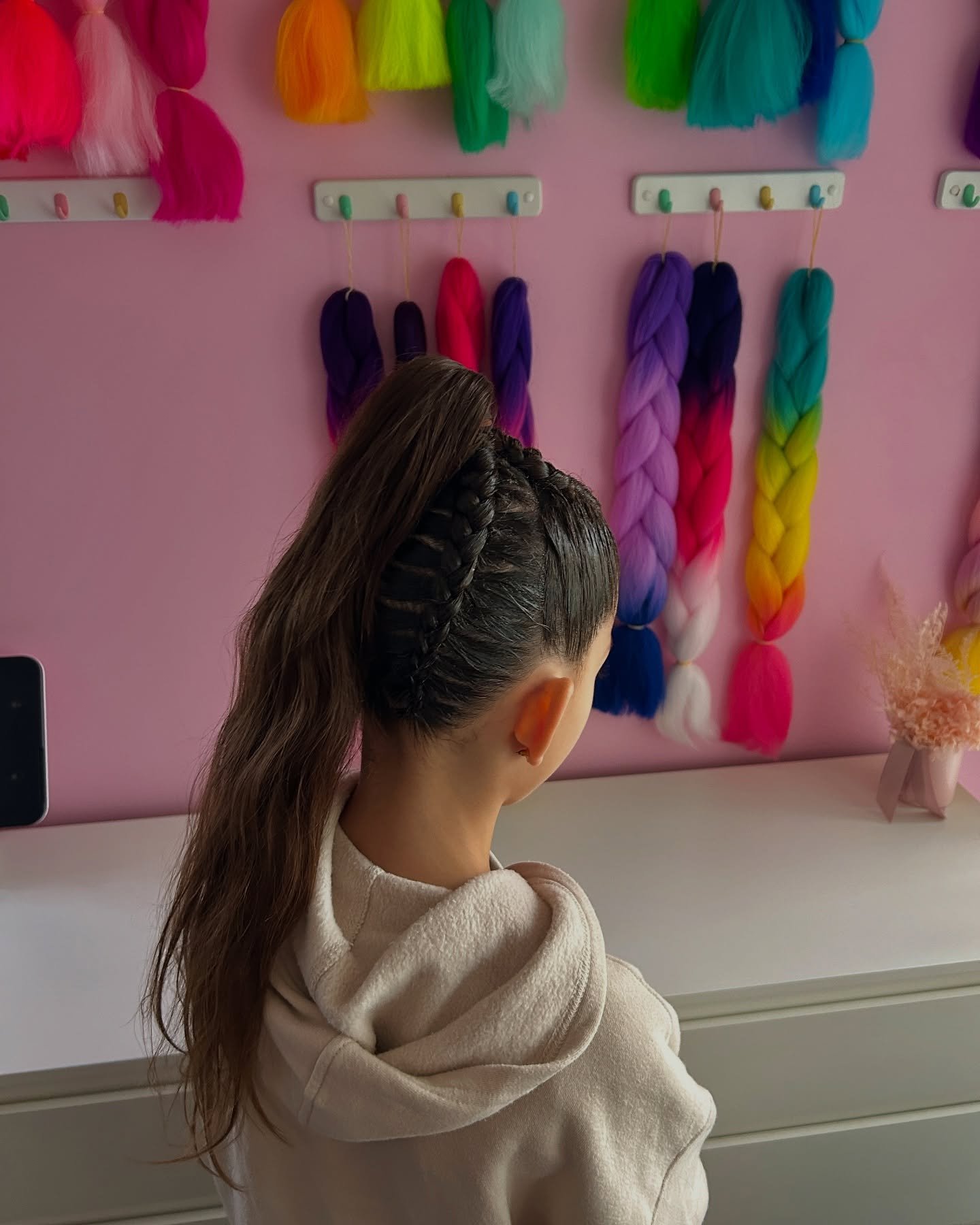 Love dance comp season 🎀
🦋 “The Alannah” Two Top, Two Underneath
☁️ Gregory Hills, NSW
For more information visit www.madsbeautybar.com
#dutchbraid #dutchbaids #sydneybraids #sydneydutchbraids #braid #braidideas #braidgang #braidstyl