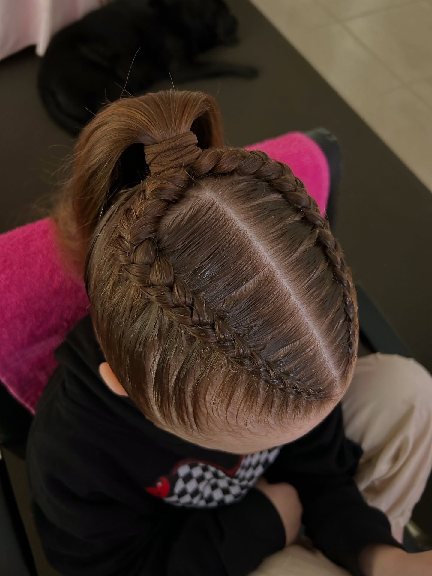 What a weekend of dance styles 🥰
🌸 Two Dutch Into Pony
☁️ Gregory Hills, NSW
For more information visit www.madsbeautybar.com
#dutchbraid #sydneybraids #sydneydutchbraids #braid #braidideas #braidgang #braidstyle #kidsbraids #ravebraids #holida