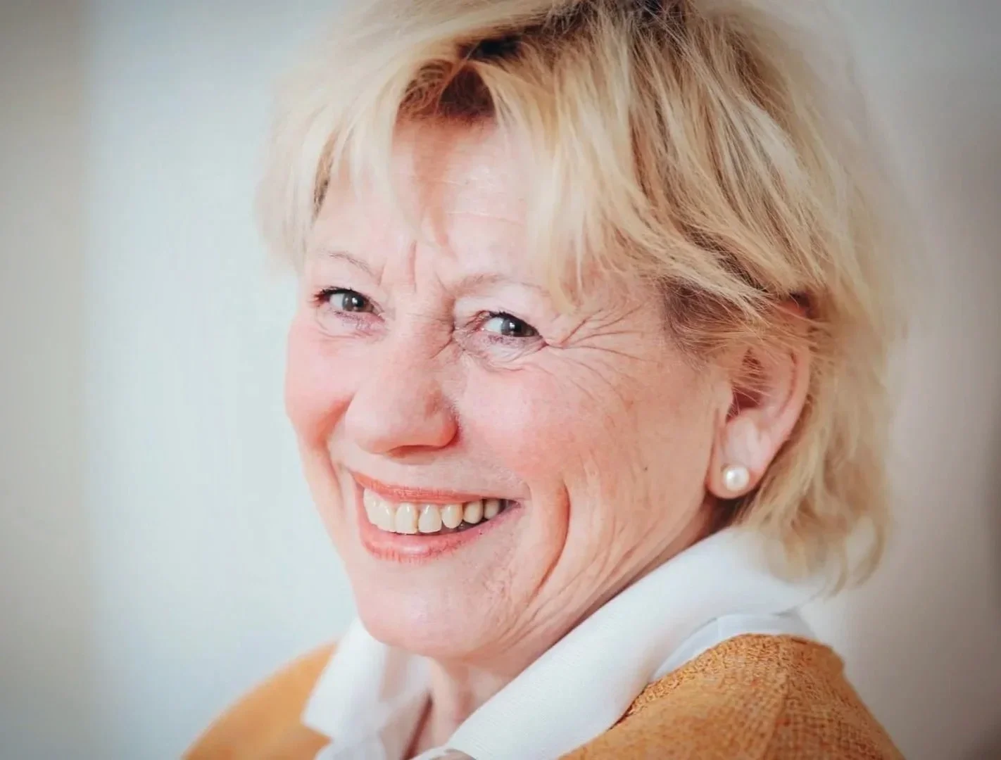 Kirsten Prussky, Heilpraktikerin aus Lübeck und Absolventin der Hypnose Ausbildung.