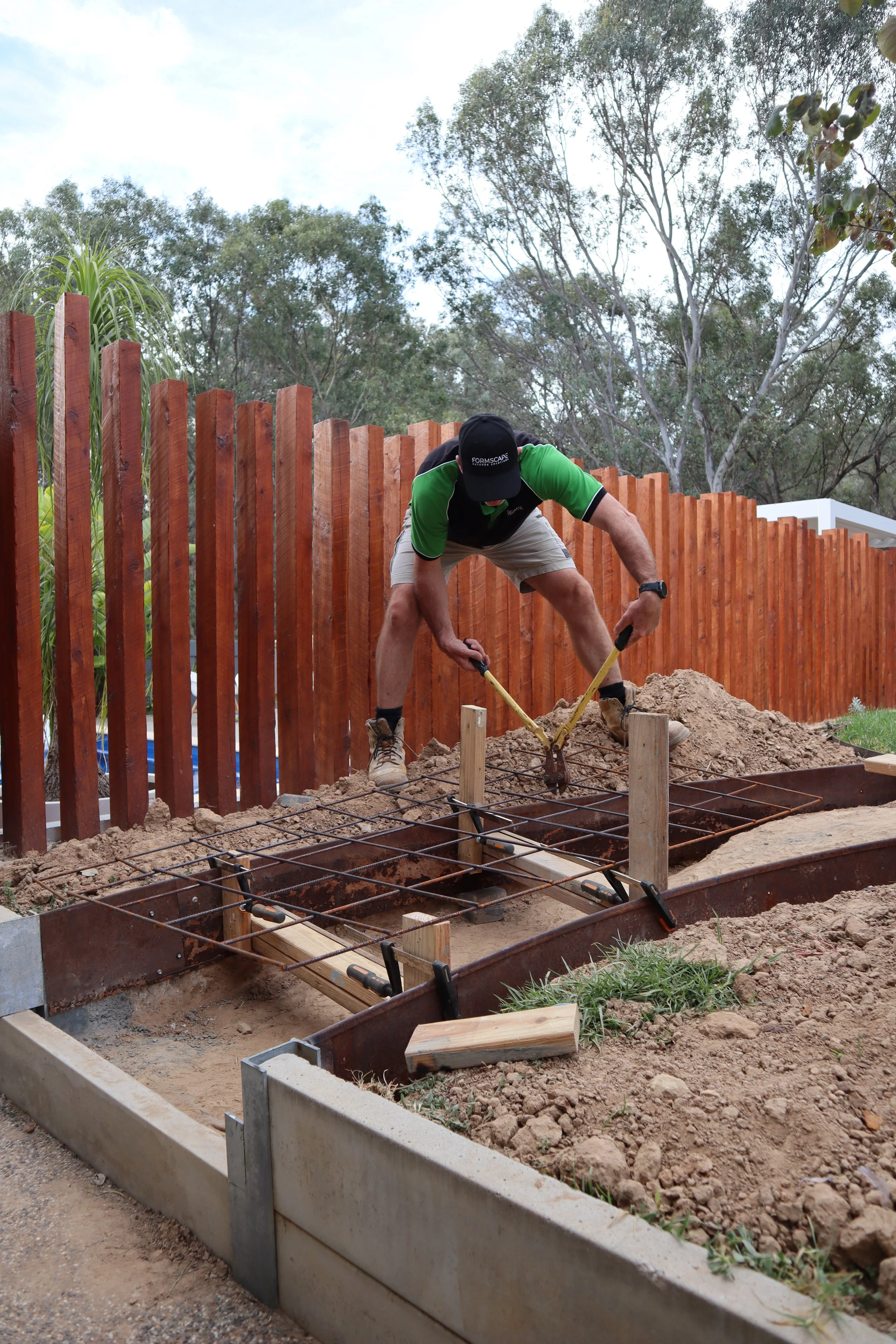 Formscape Outdoor Solutions team working on landscaping project in Albury–Wodonga