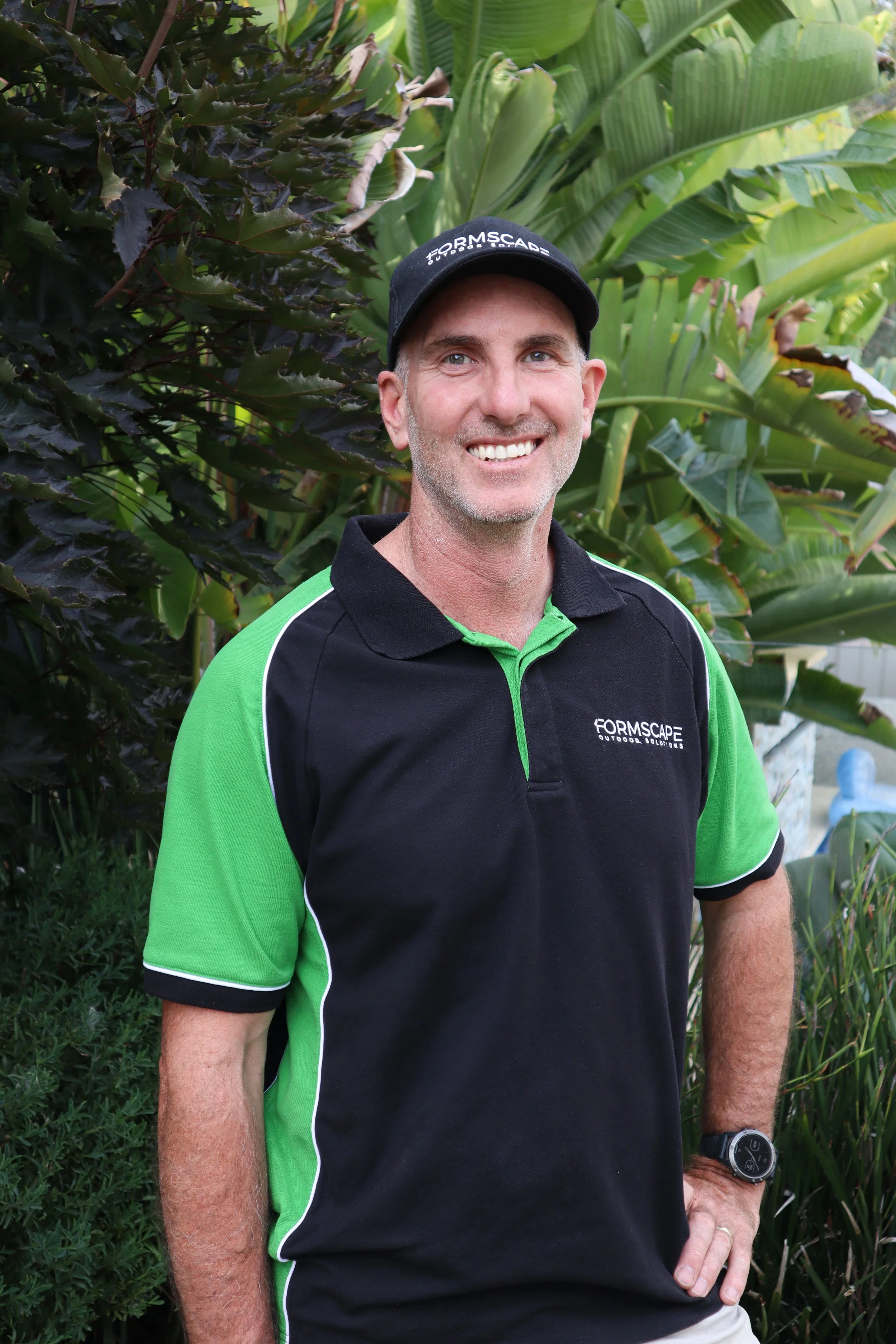 Formscape Outdoor Solutions team working on landscaping project in Albury–Wodonga