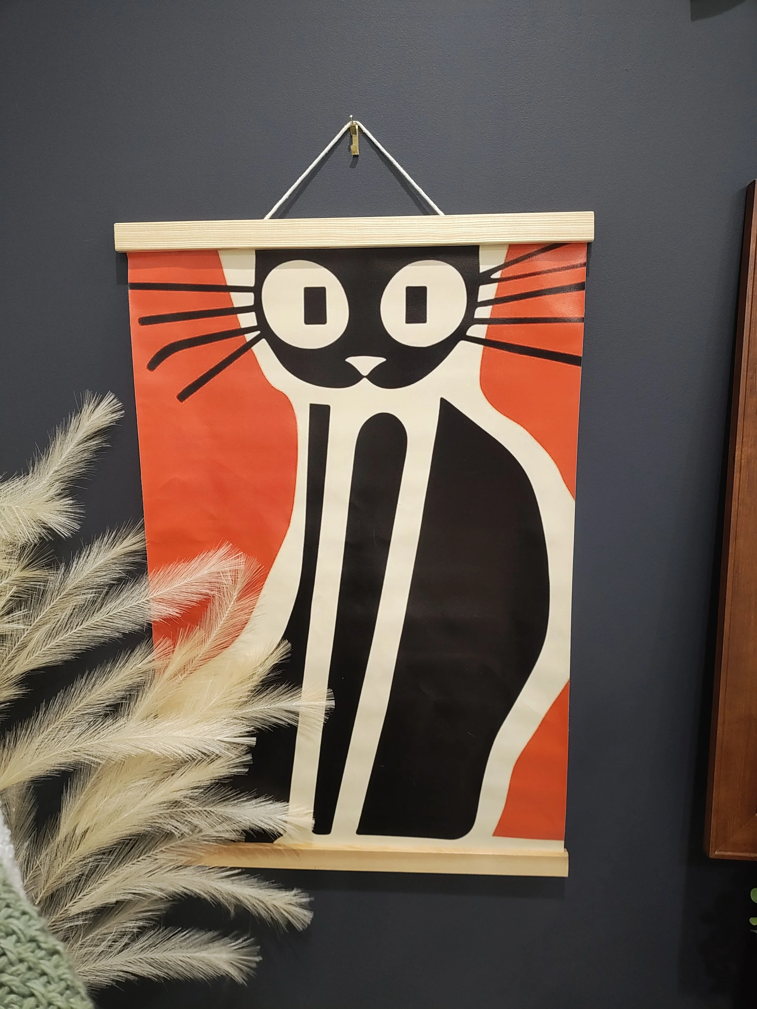Millicent Retro Cat Wall Hanging