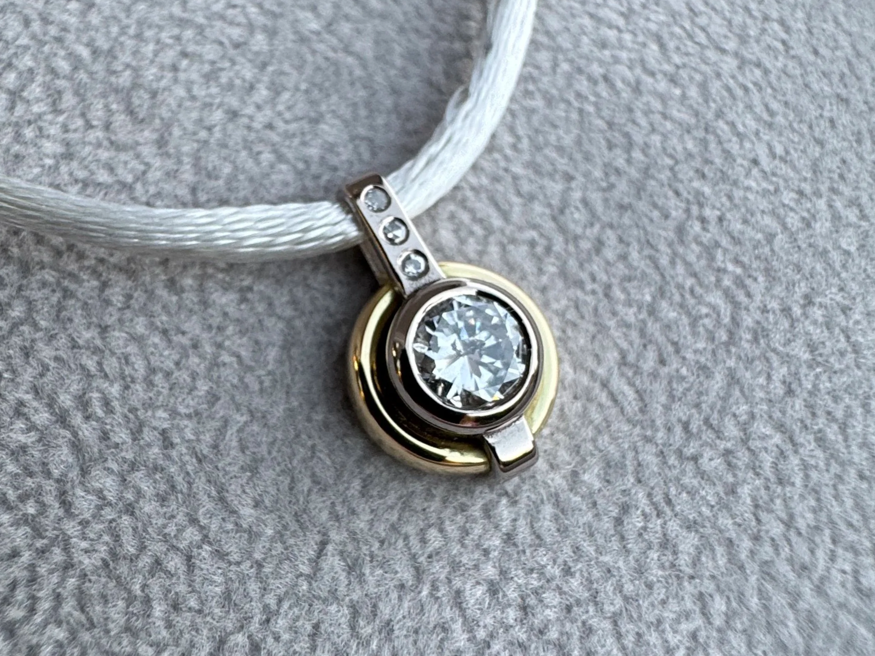 18ct Gold & Diamond