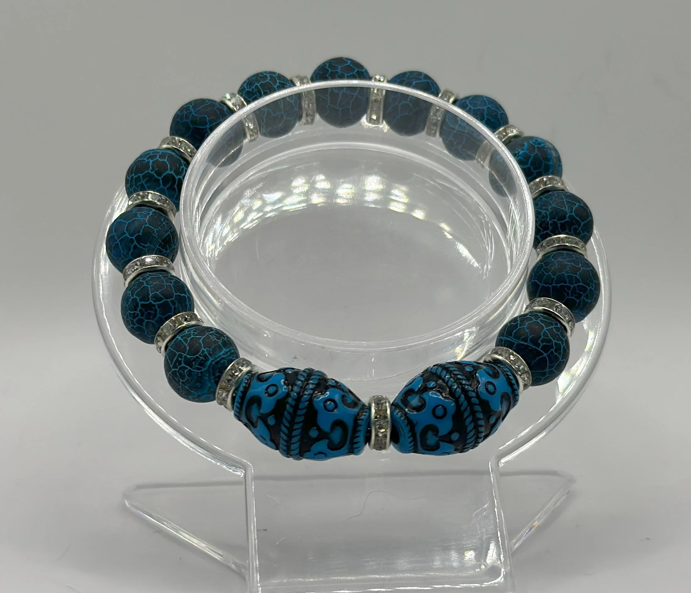 Elastic stretch bracelet - Dark blue agate beads
