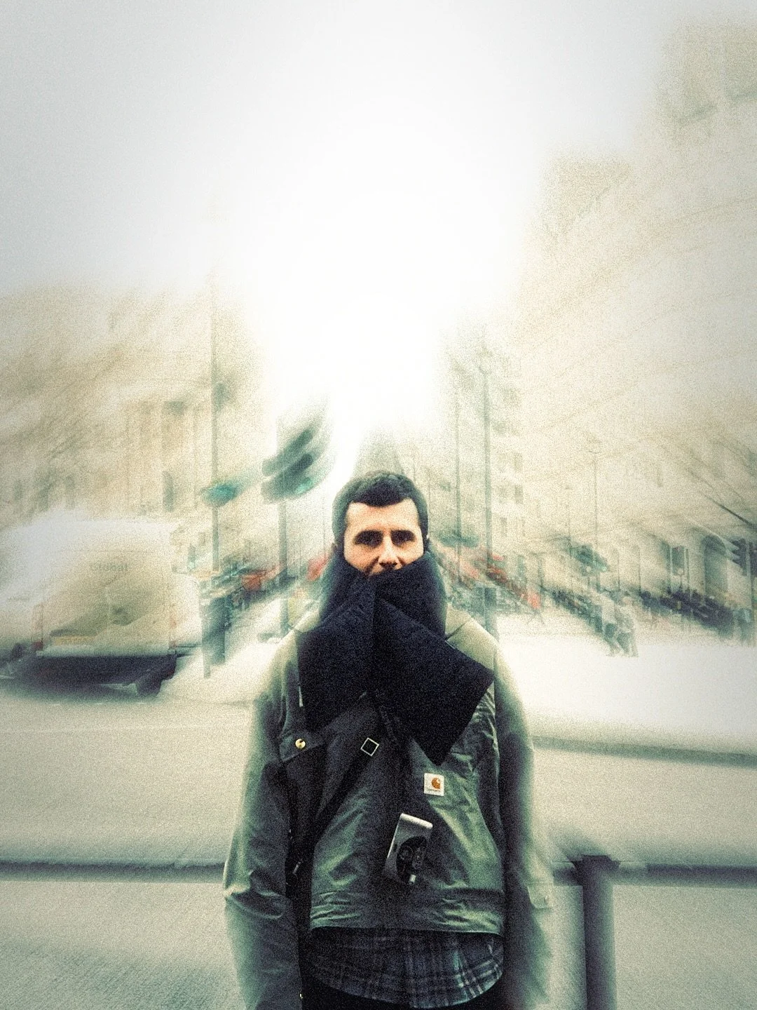 Me despido del a&ntilde;o con mi primer post m&aacute;s personal. Termina un a&ntilde;o donde he podido viajar para seguir creando, y as&iacute; terminar materializando mi trabajo fotogr&aacute;fico de los &uacute;ltimos cinco a&ntilde;os con mi prim