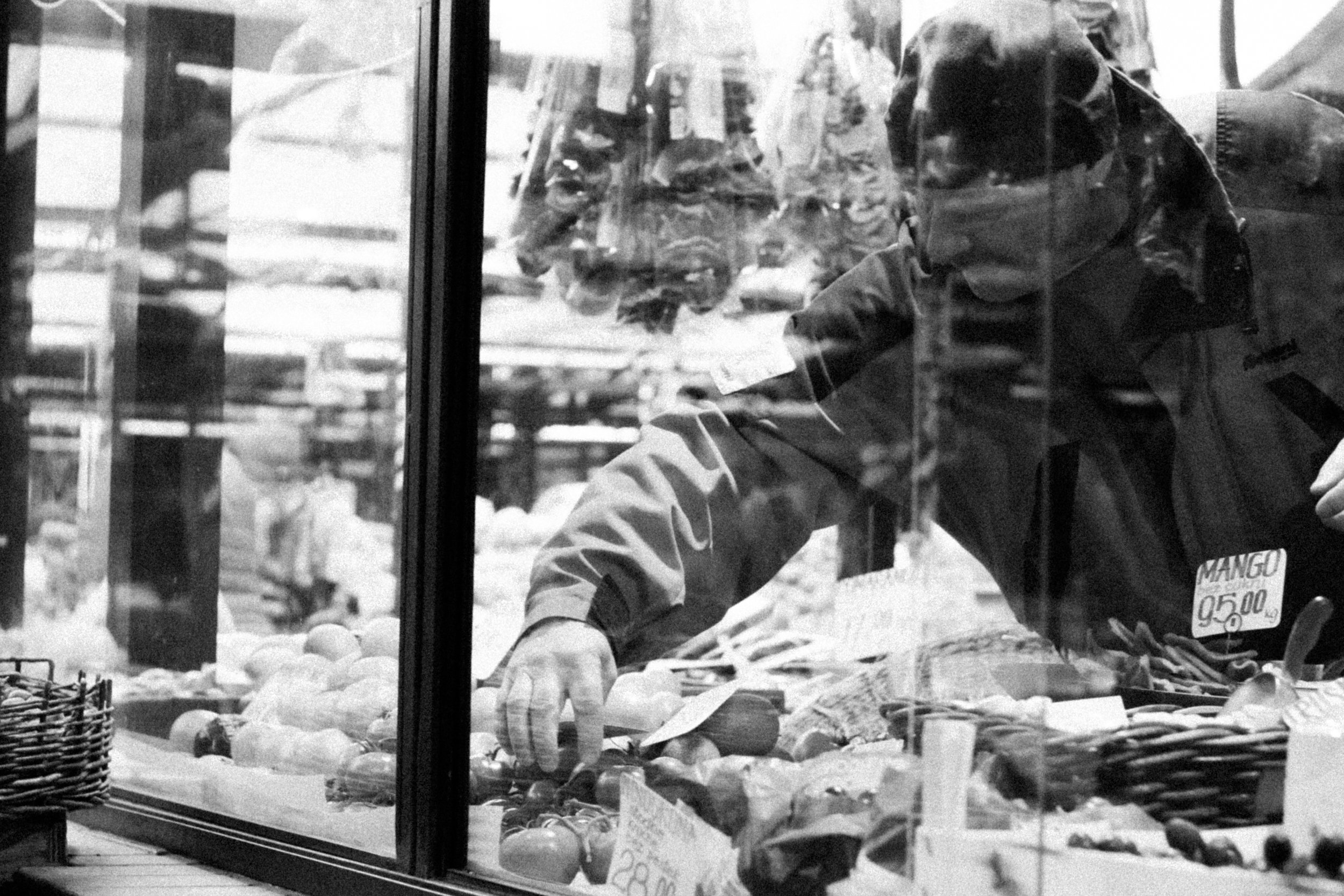 fotografia-callejera-barcelona-hugohuertx-mercado.jpg
