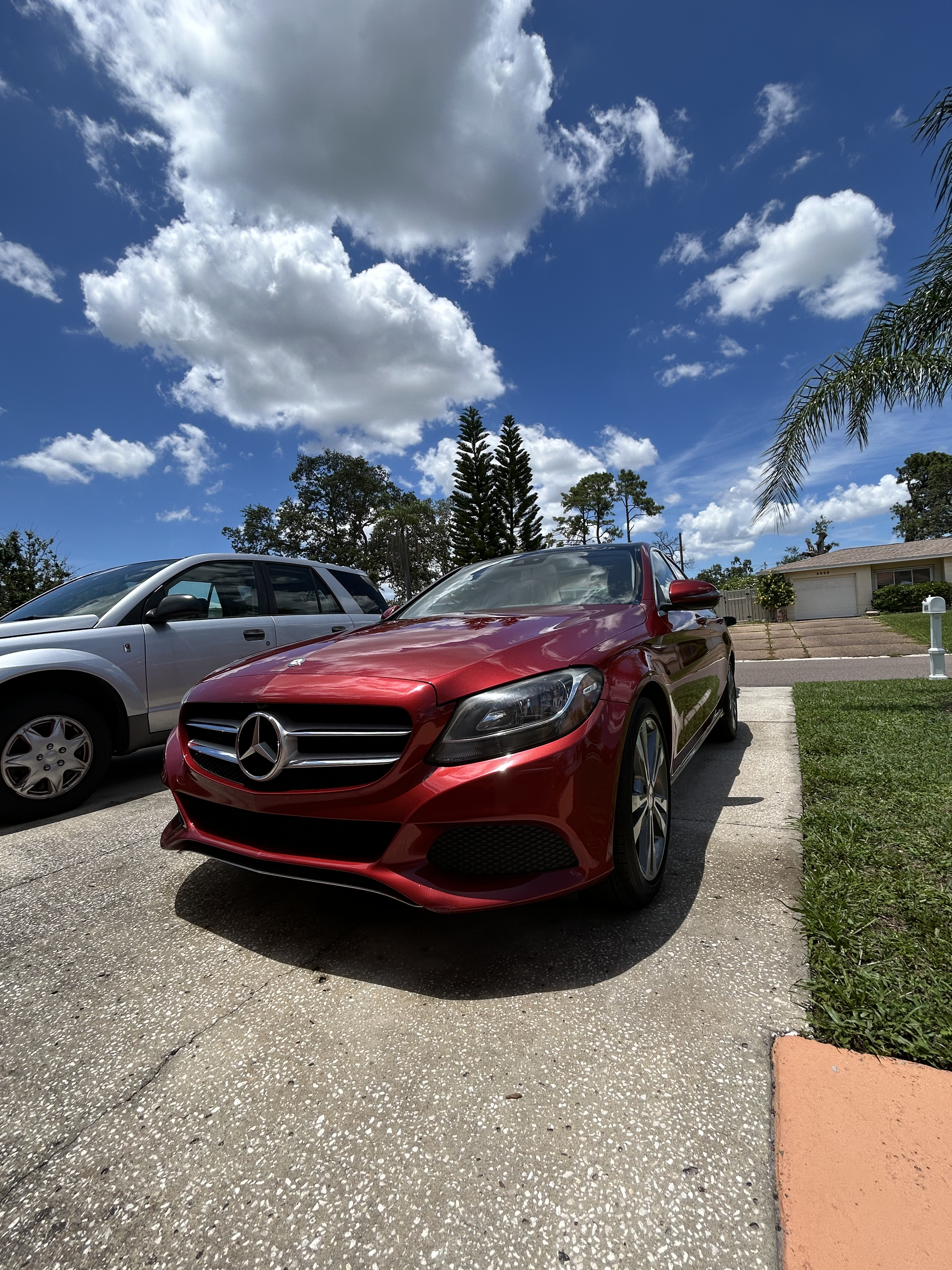 Red Mercedes.png
