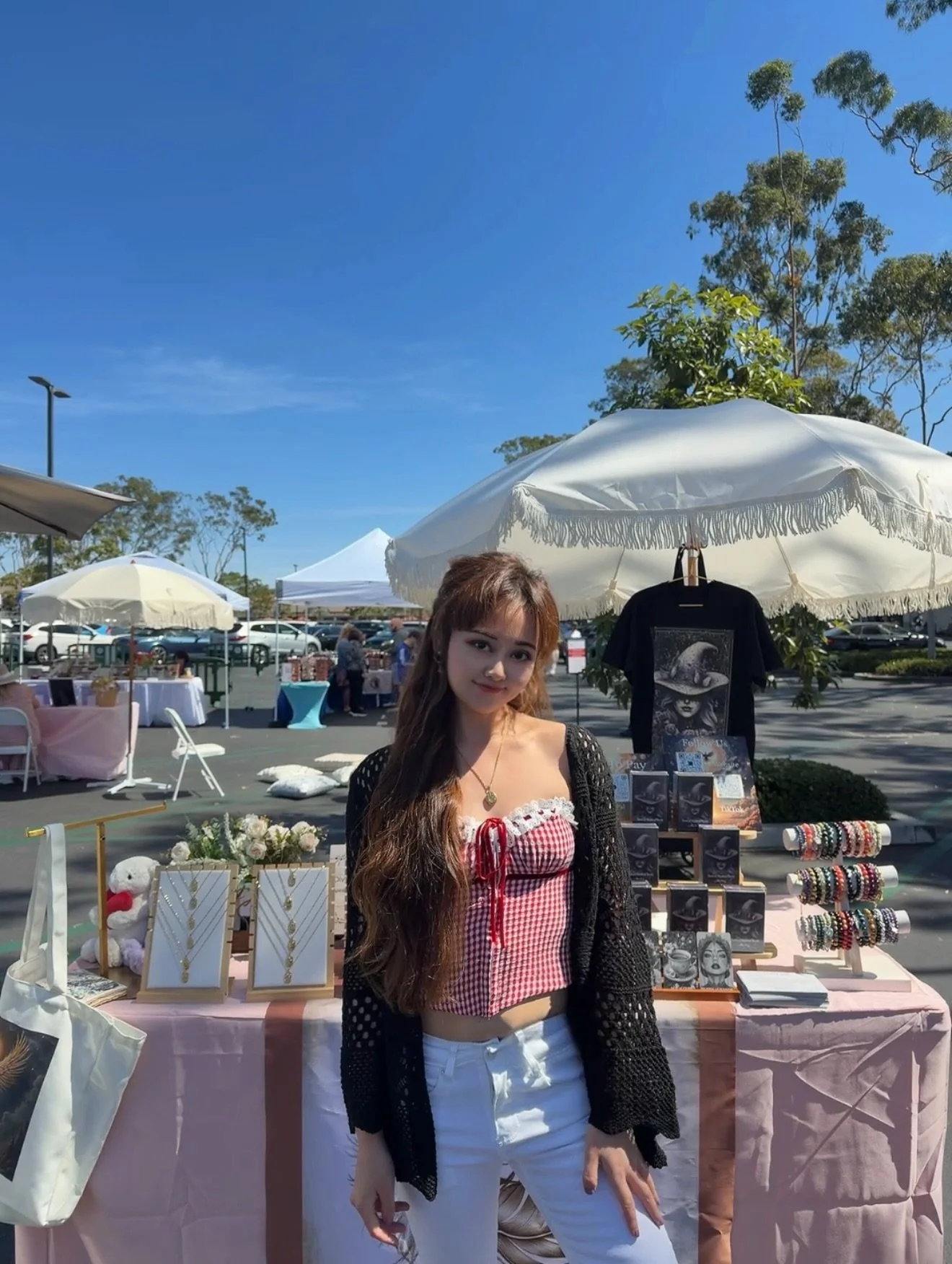 Thank you @dreamersmarkets for having me ! ✨ Your events are always so well organized, every booth, every detail, everything runs so smoothly, and it&rsquo;s always such a beautiful experience being part of it. ✨

Today I met so many lovely souls. On