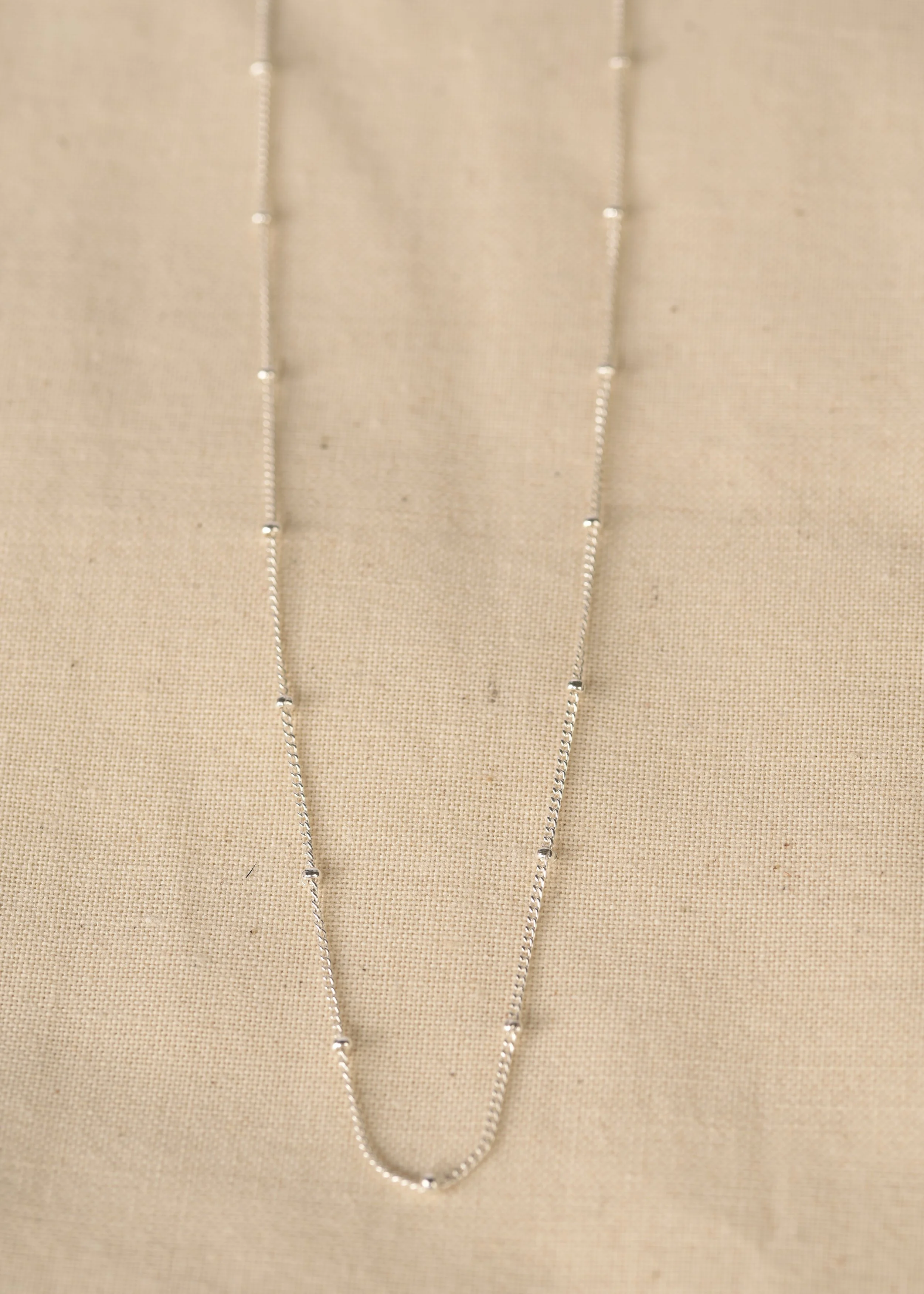 Dotty chain necklace