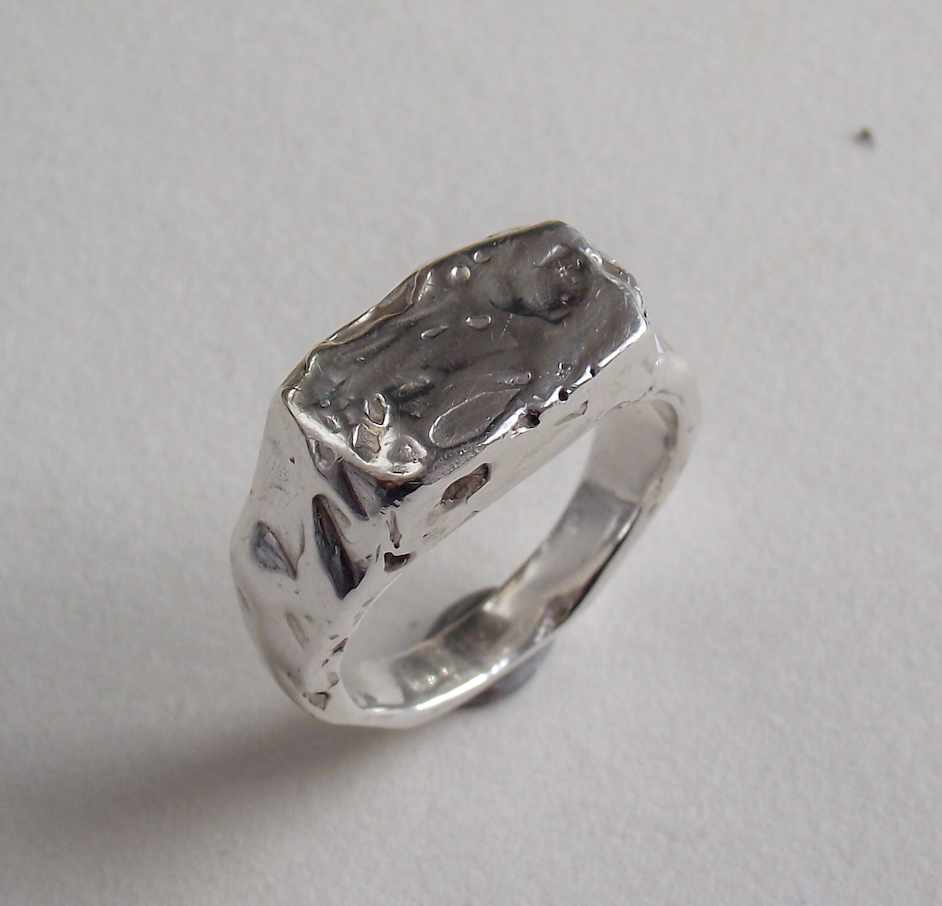 Frame Silver Rectangular Signet