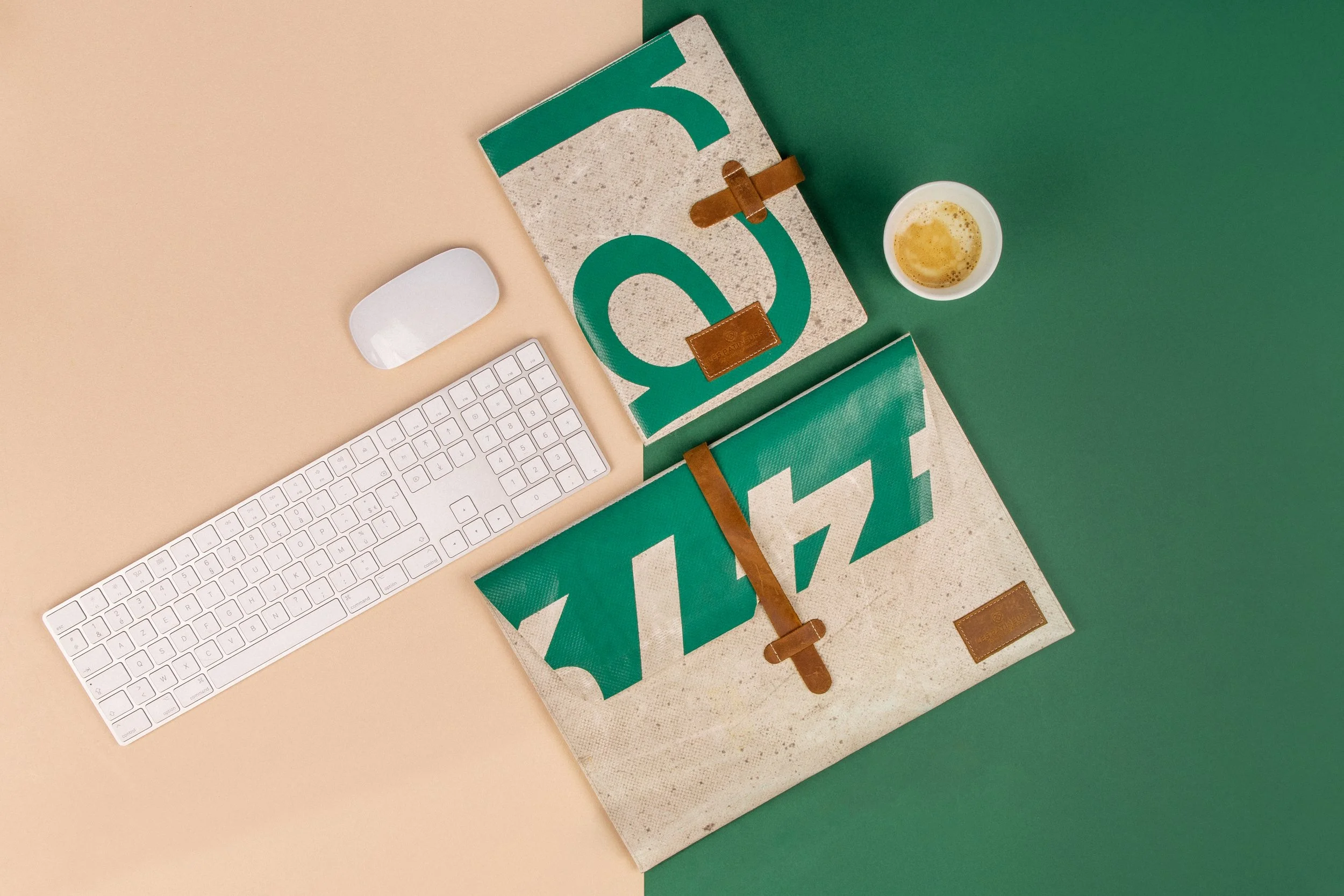 Transformez des bâches de camions en cadeaux d'affaires responsables