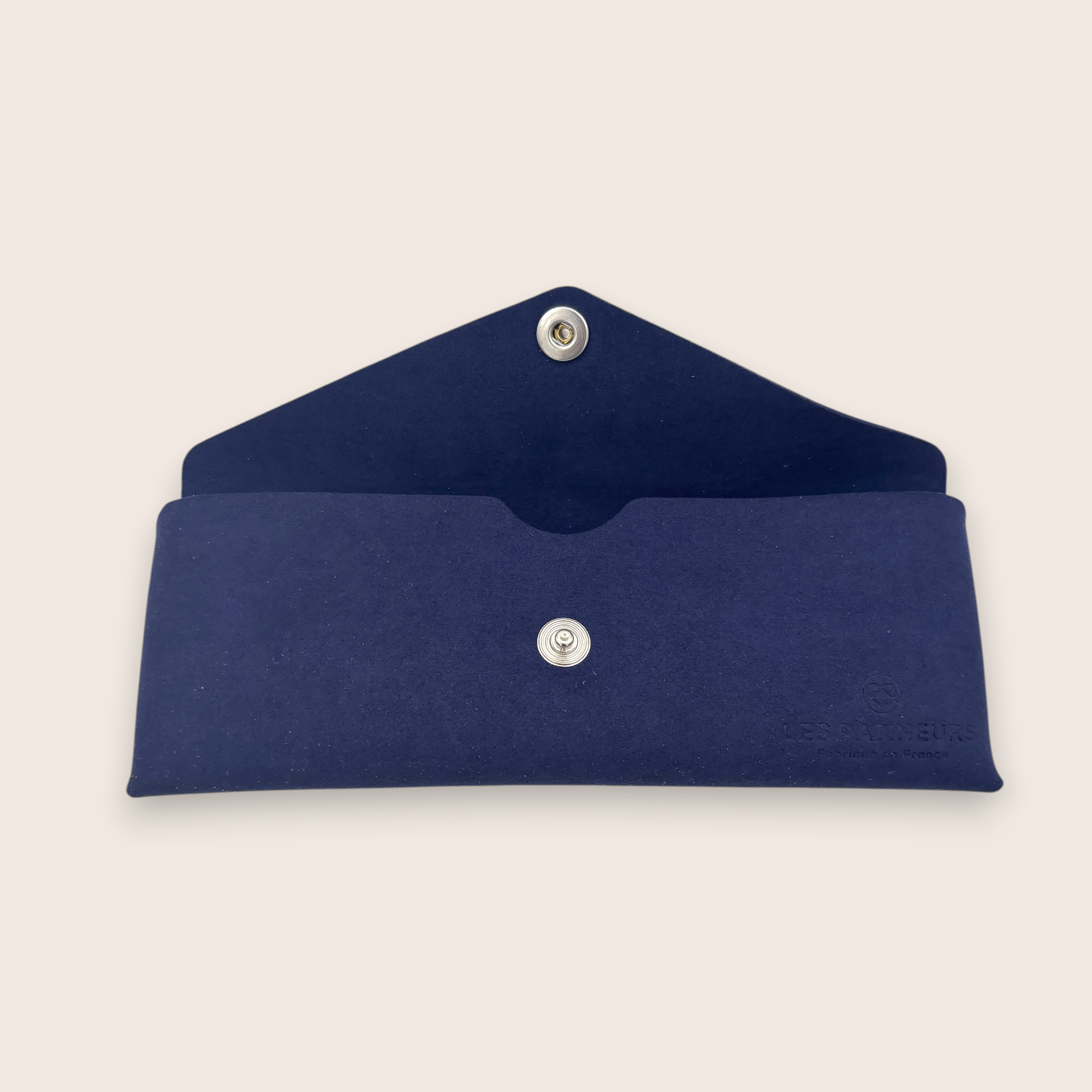 pochette cuir fabriquée en france