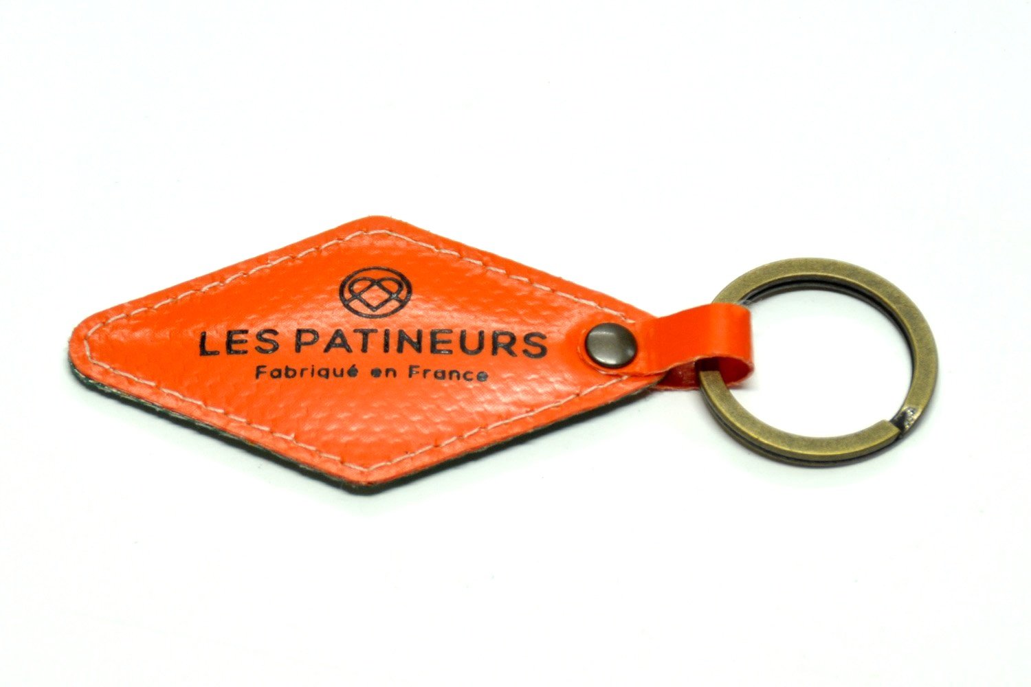 Porte-clé-losange-mousse-bache-OK.jpg