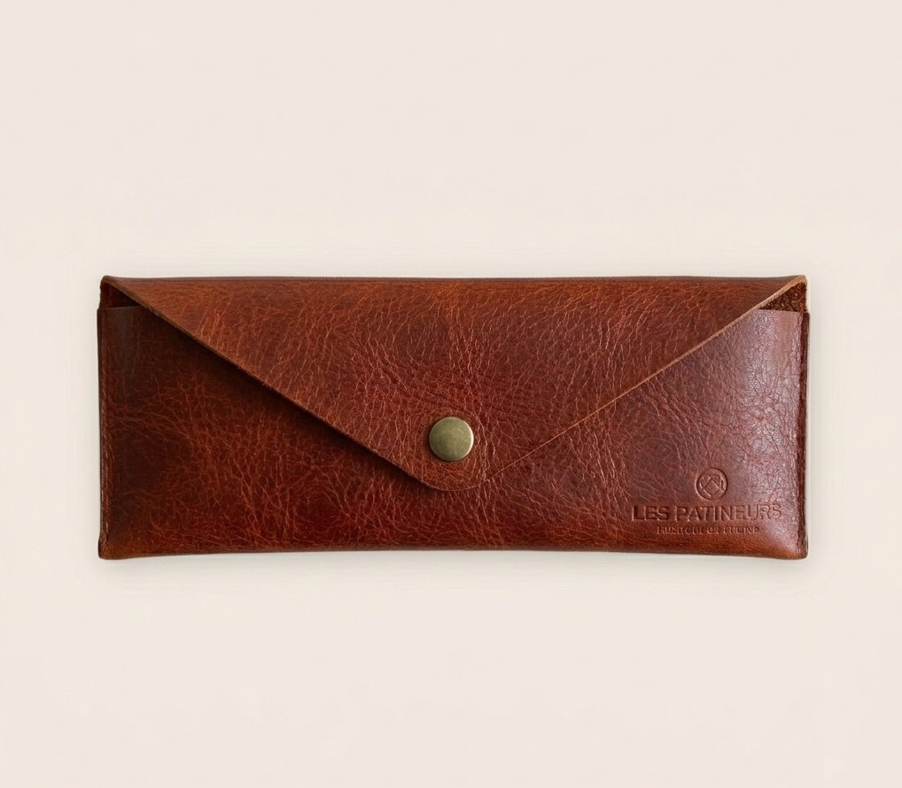trousse cuir personnalisée made in france
