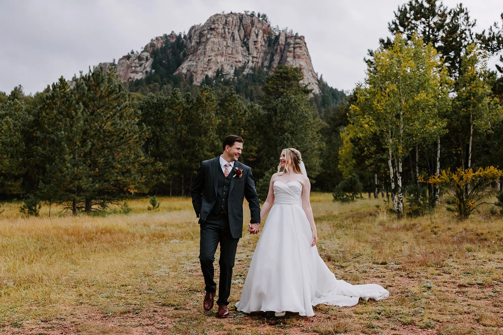 Mountain View Ranch Colorado Wedding156.jpg