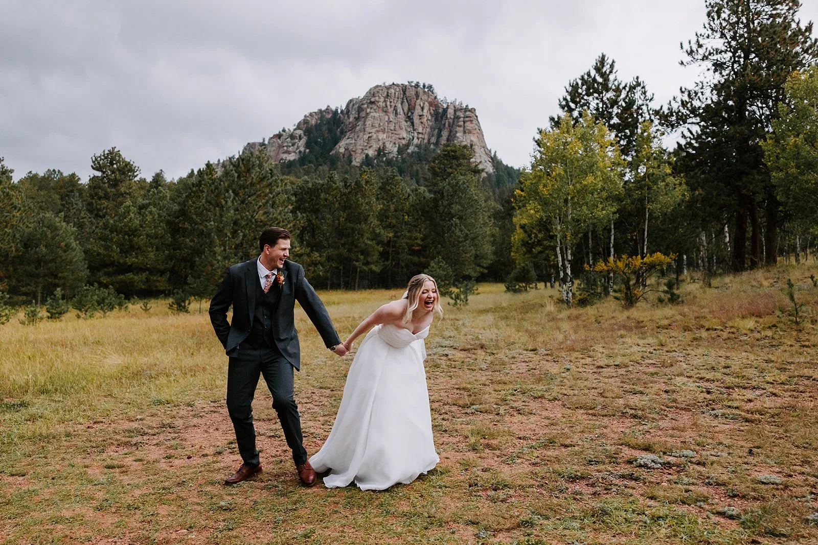 Mountain View Ranch Colorado Wedding158.jpg