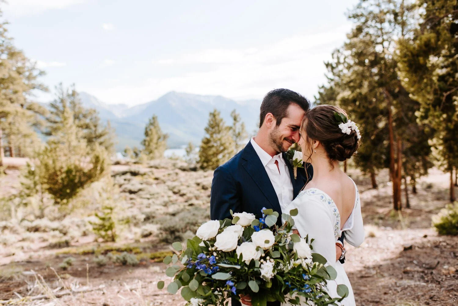 Wolf Den Wedding, Twin Lakes, Colorado Wedding, intimate twin lakes wedding, twin lakes elopement, aspen wedding photographer, wolf den elopement, colorado wedding photographer, colorado elopement, colorado destination wedding, adventure elopement,