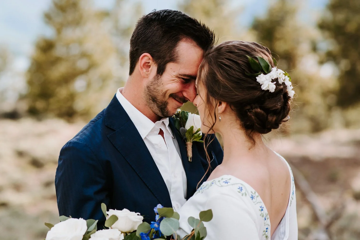 Wolf Den Wedding, Twin Lakes, Colorado Wedding, intimate twin lakes wedding, twin lakes elopement, aspen wedding photographer, wolf den elopement, colorado wedding photographer, colorado elopement, colorado destination wedding, adventure elopement,
