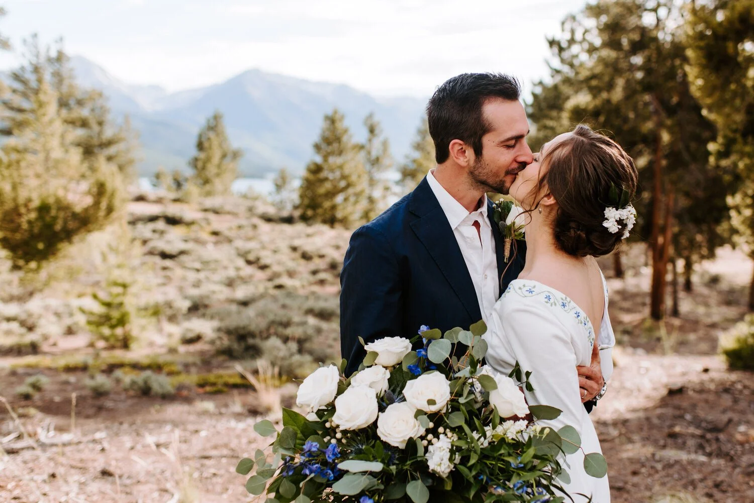 Wolf Den Wedding, Twin Lakes, Colorado Wedding, intimate twin lakes wedding, twin lakes elopement, aspen wedding photographer, wolf den elopement, colorado wedding photographer, colorado elopement, colorado destination wedding, adventure elopement,