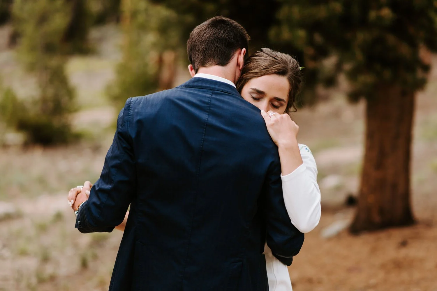 Wolf Den Wedding, Twin Lakes, Colorado Wedding, intimate twin lakes wedding, twin lakes elopement, aspen wedding photographer, wolf den elopement, colorado wedding photographer, colorado elopement, colorado destination wedding, adventure elopement,