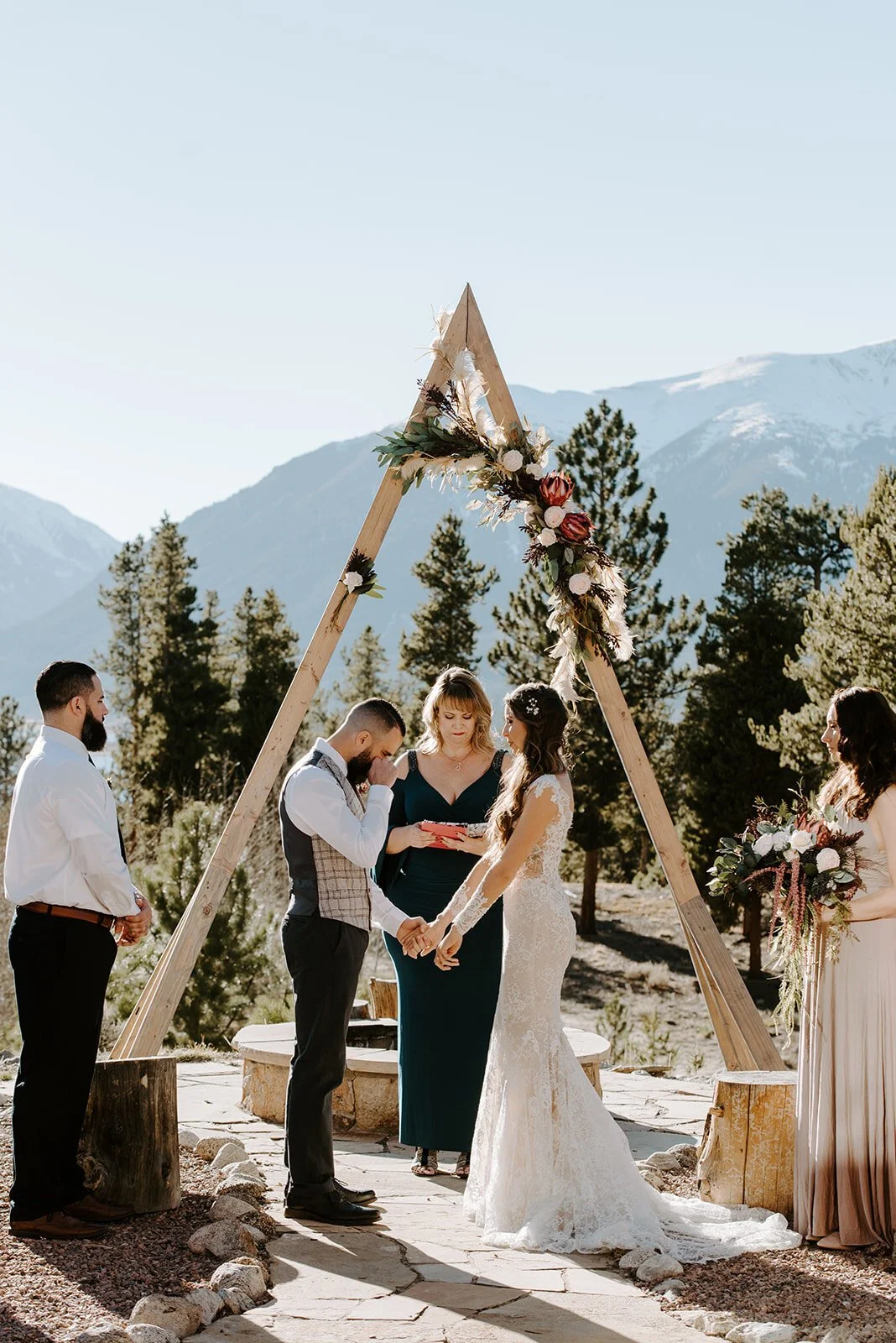 intimate twin lakes wedding, independence pass wedding, airbnb wedding, airbnb elopement, twin lakes elopement, aspen wedding photographer, wolf den elopement, colorado wedding photographer, colorado elopement, colorado destination wedding, adventu